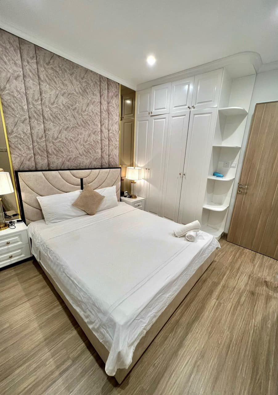 Căn hộ dịch vụ 2PN Luxury S401 homestay Vinhomes Smart City