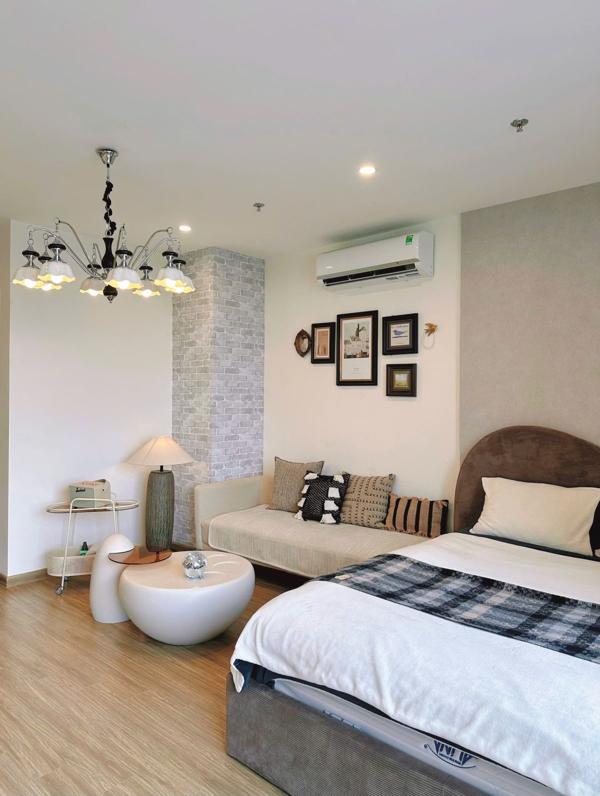Mây Lang Thang Studio TC1-3608 - Vinhomes Smart City