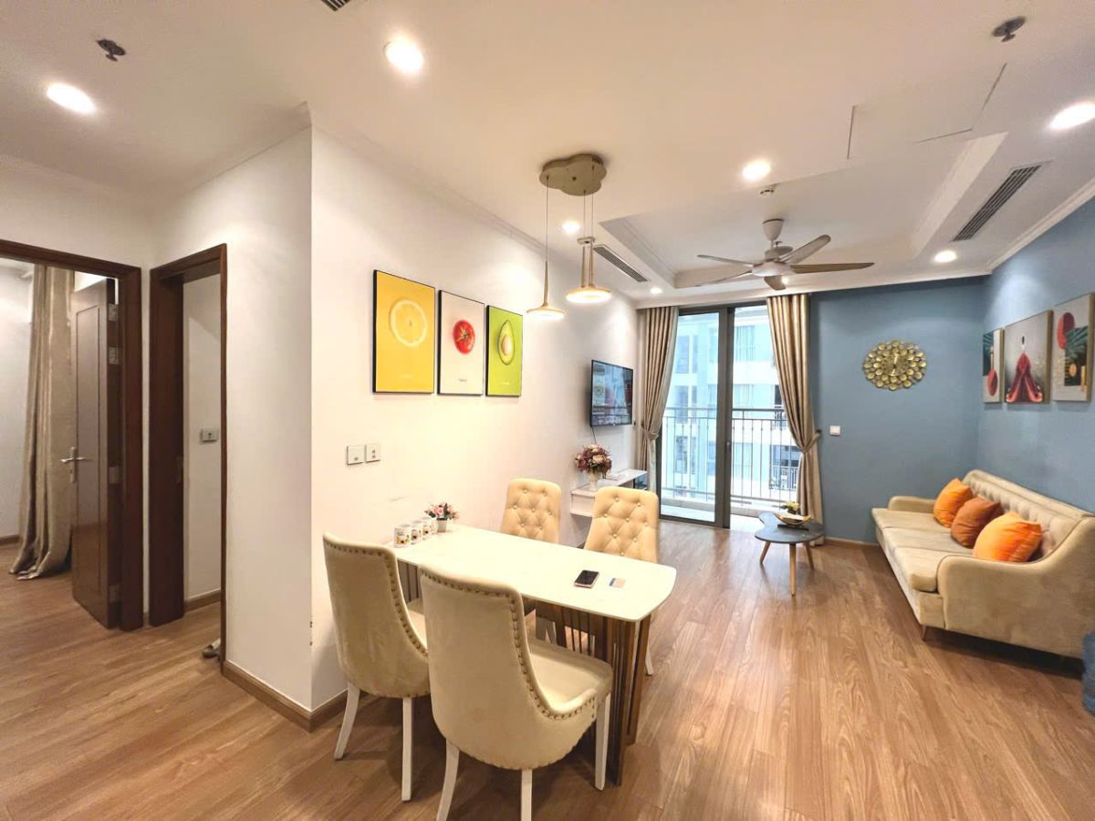 Azure 1PN P9.12A06 - Homestay Times City