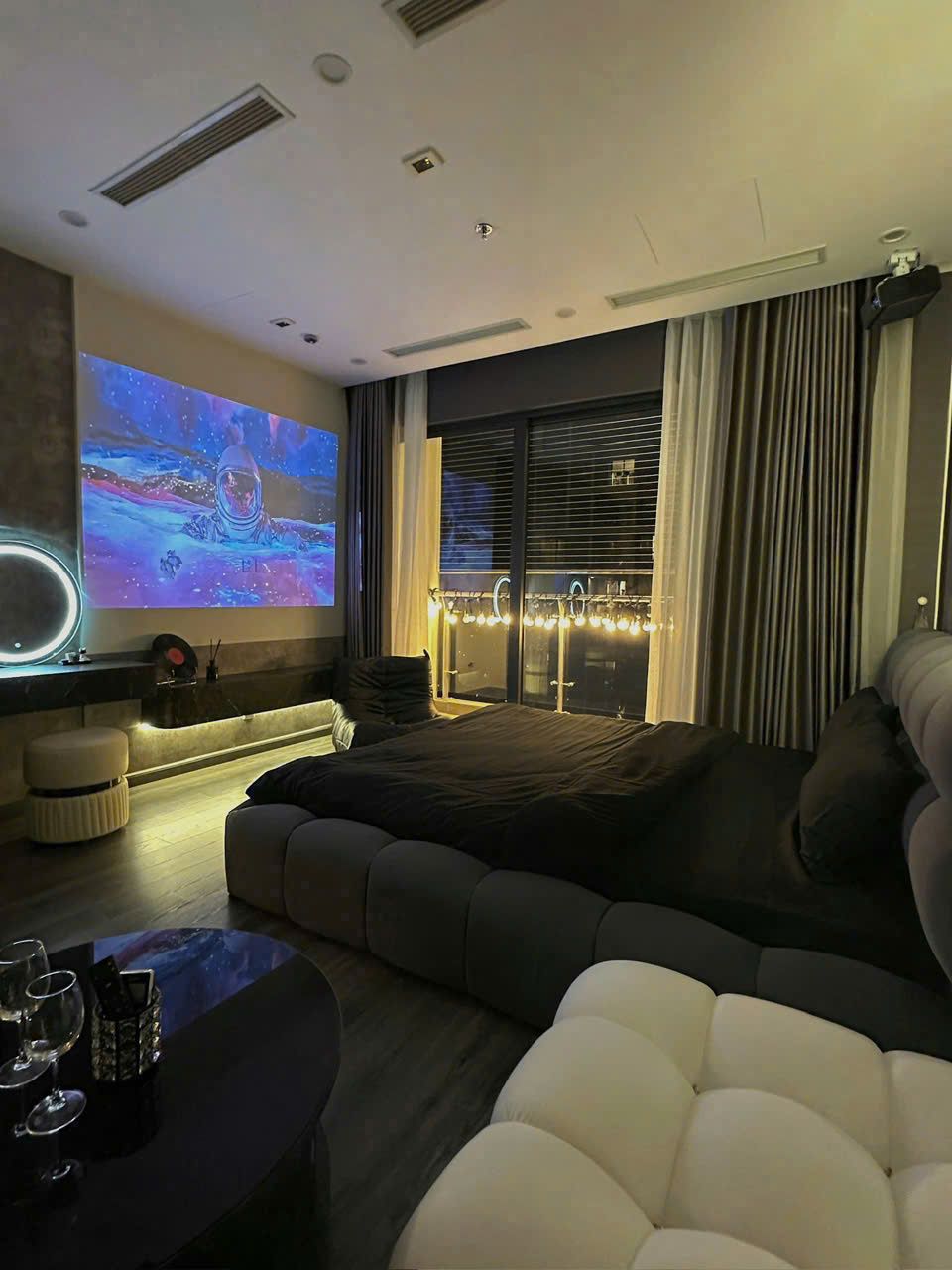 Dư Âm Studio TK2.2009 - Vinhomes Smart City
