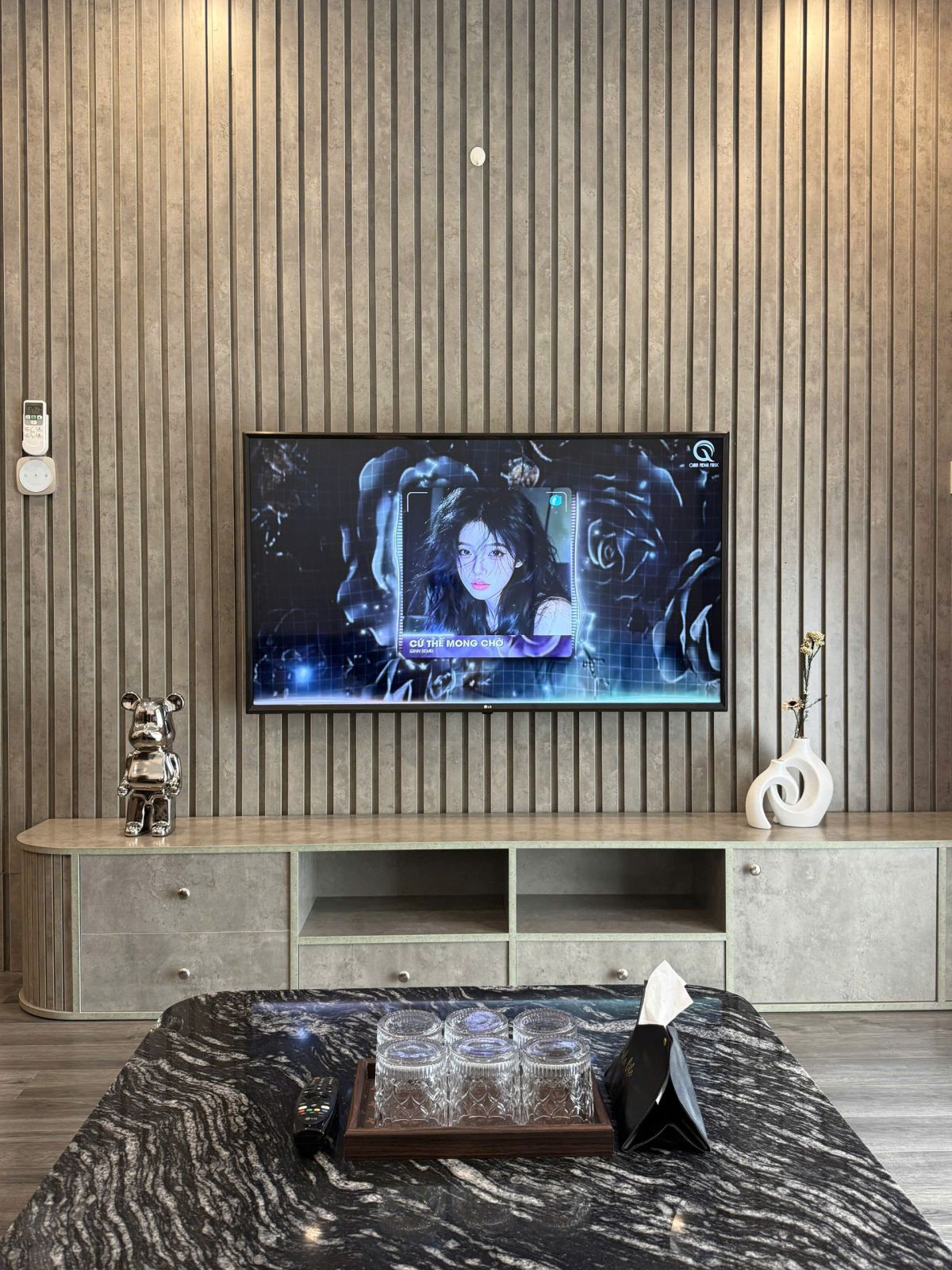 Opal 2PN S2.18-12A16 - Vinhomes Ocean Park 1