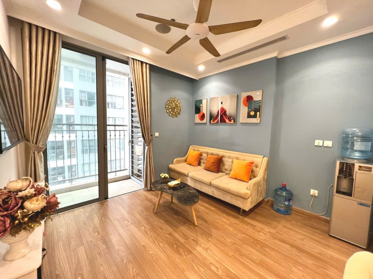 Azure 1PN P9.12A06 - Homestay Times City