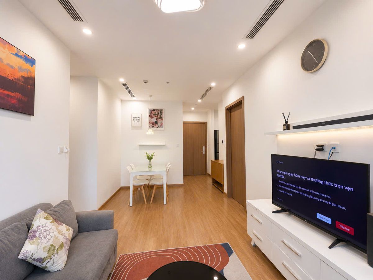 Neon Suite 2PN S3.0608A - Vinhomes Skylake