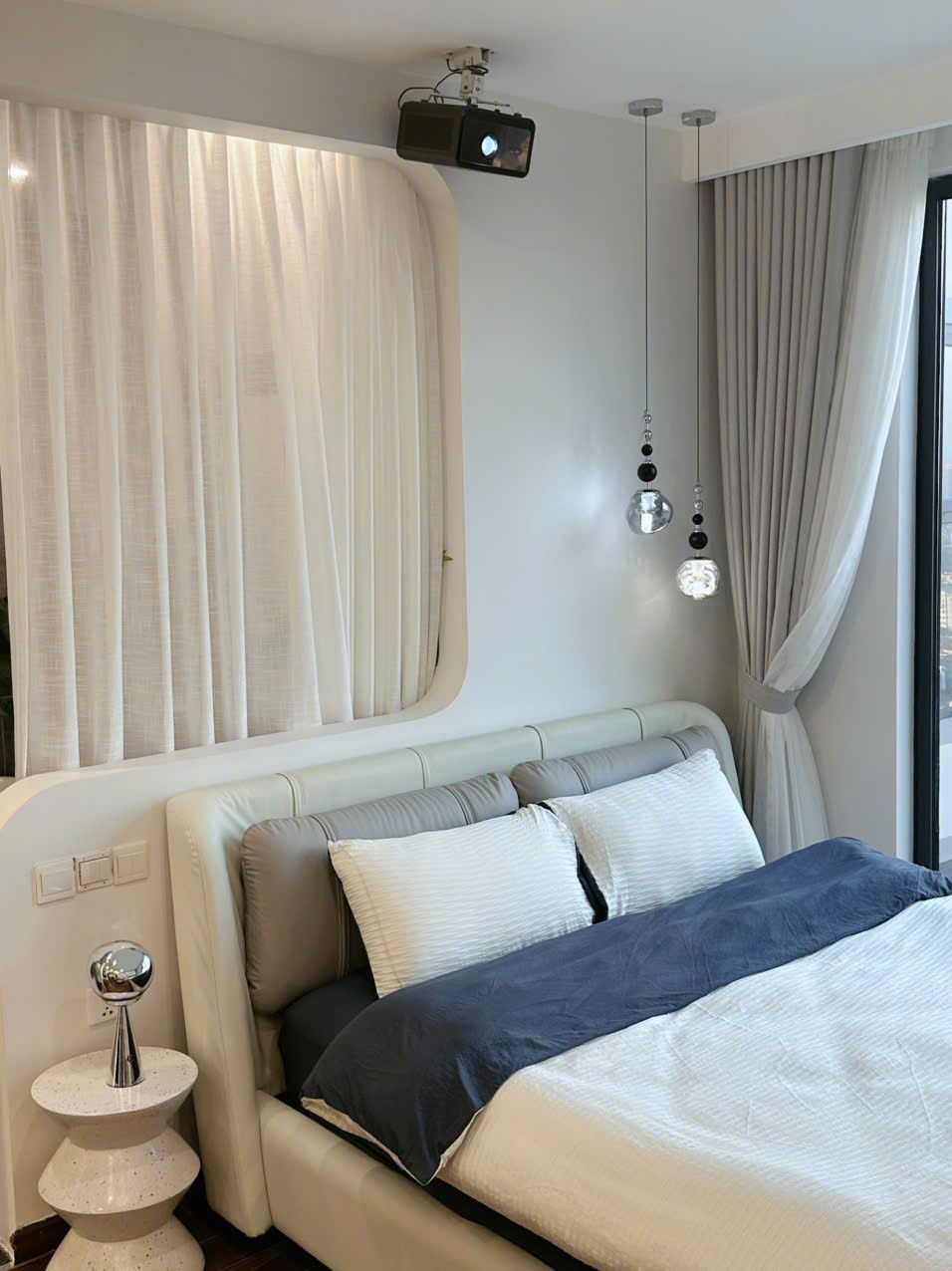 Vệt Nắng Studio MAS A.2810 - Vinhomes Smart City