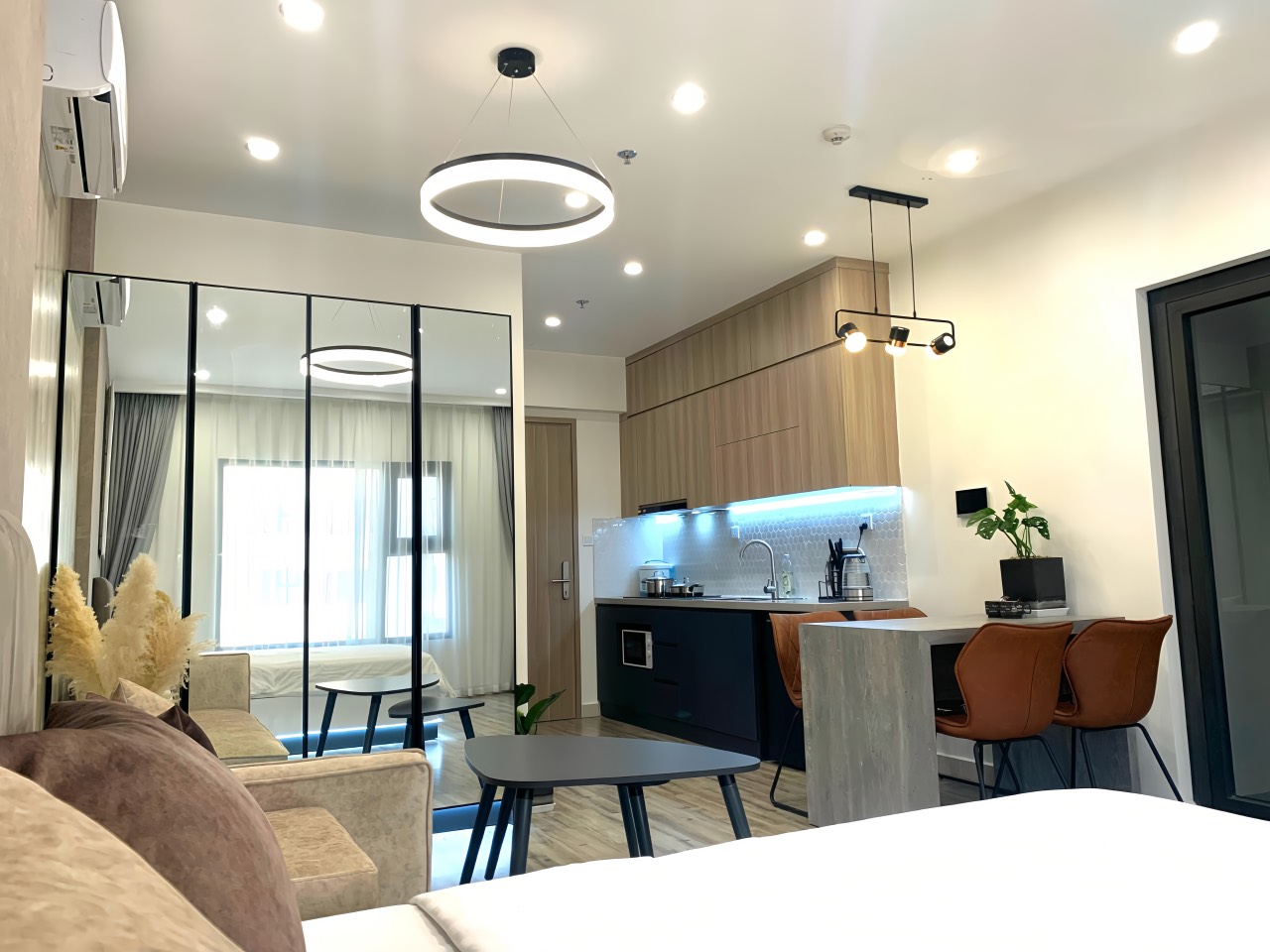 Studio Sprortti, 36m2 tòa S301 Vinhomes Smart City view Vinschool, bể bơi