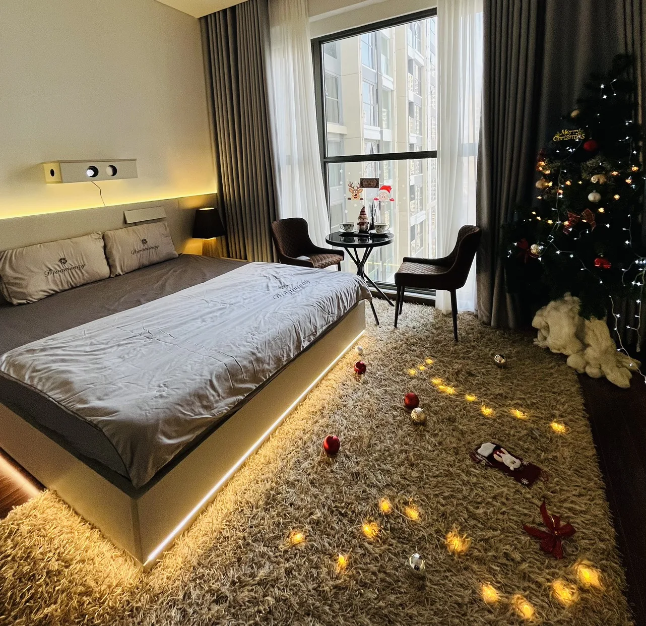 Căn hộ Masteri Waterfront có máy chiếu