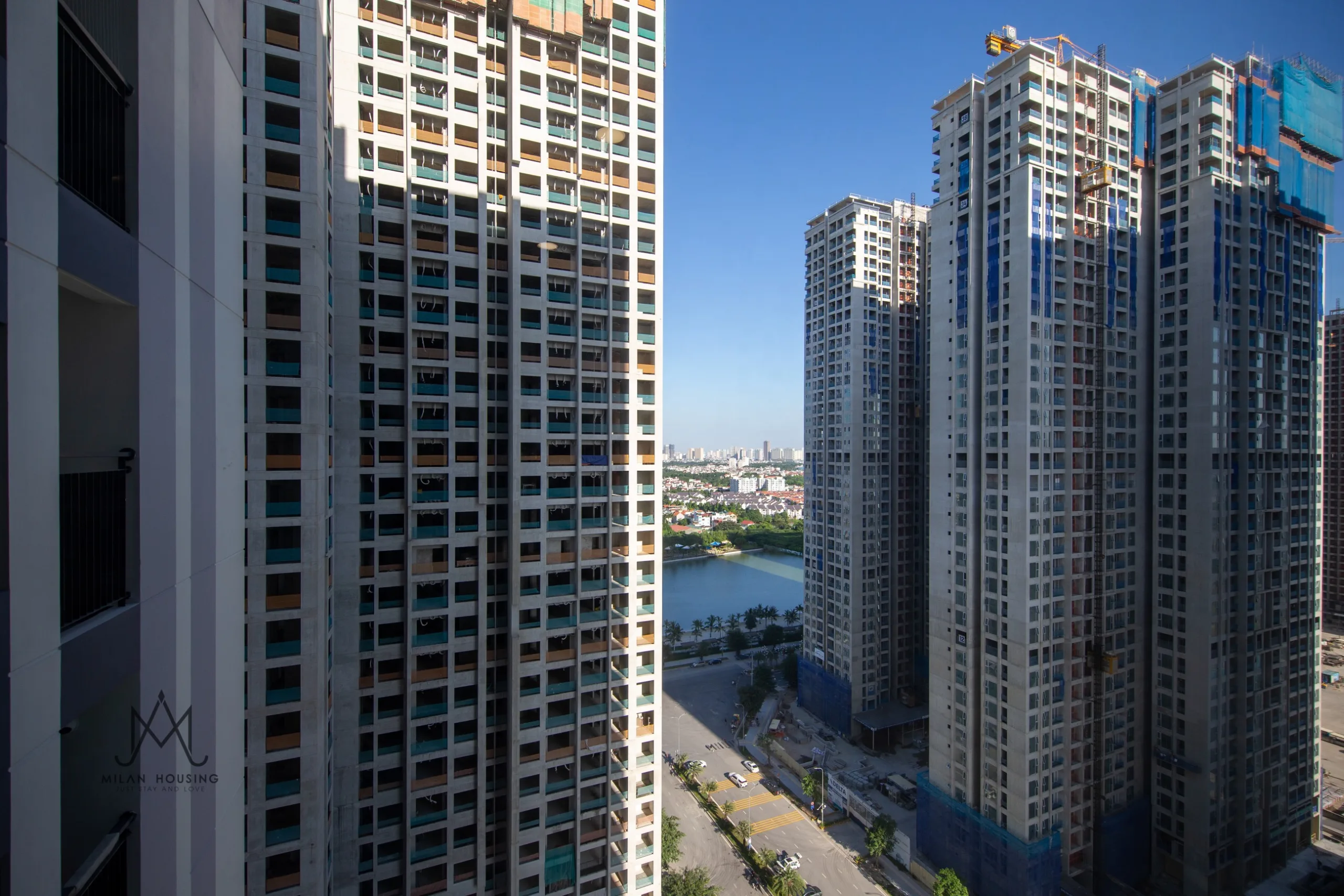 Studio Iluna 34m2 toà I4 Imperia, tầng 23 view Biển Hồ