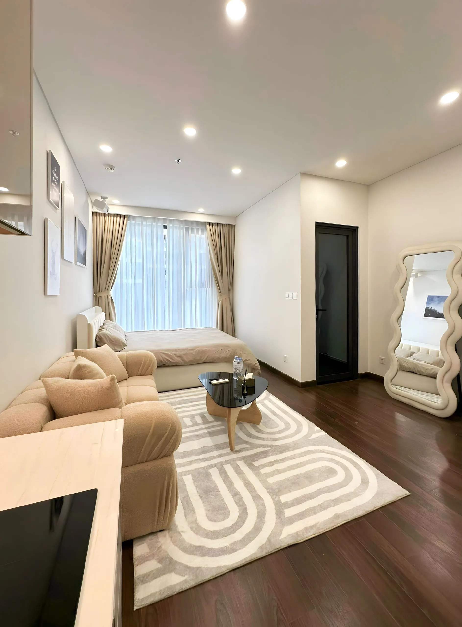 Căn hộ dịch vụ Smart City - Phân khu cao cấp Masteri có máy chiếu
