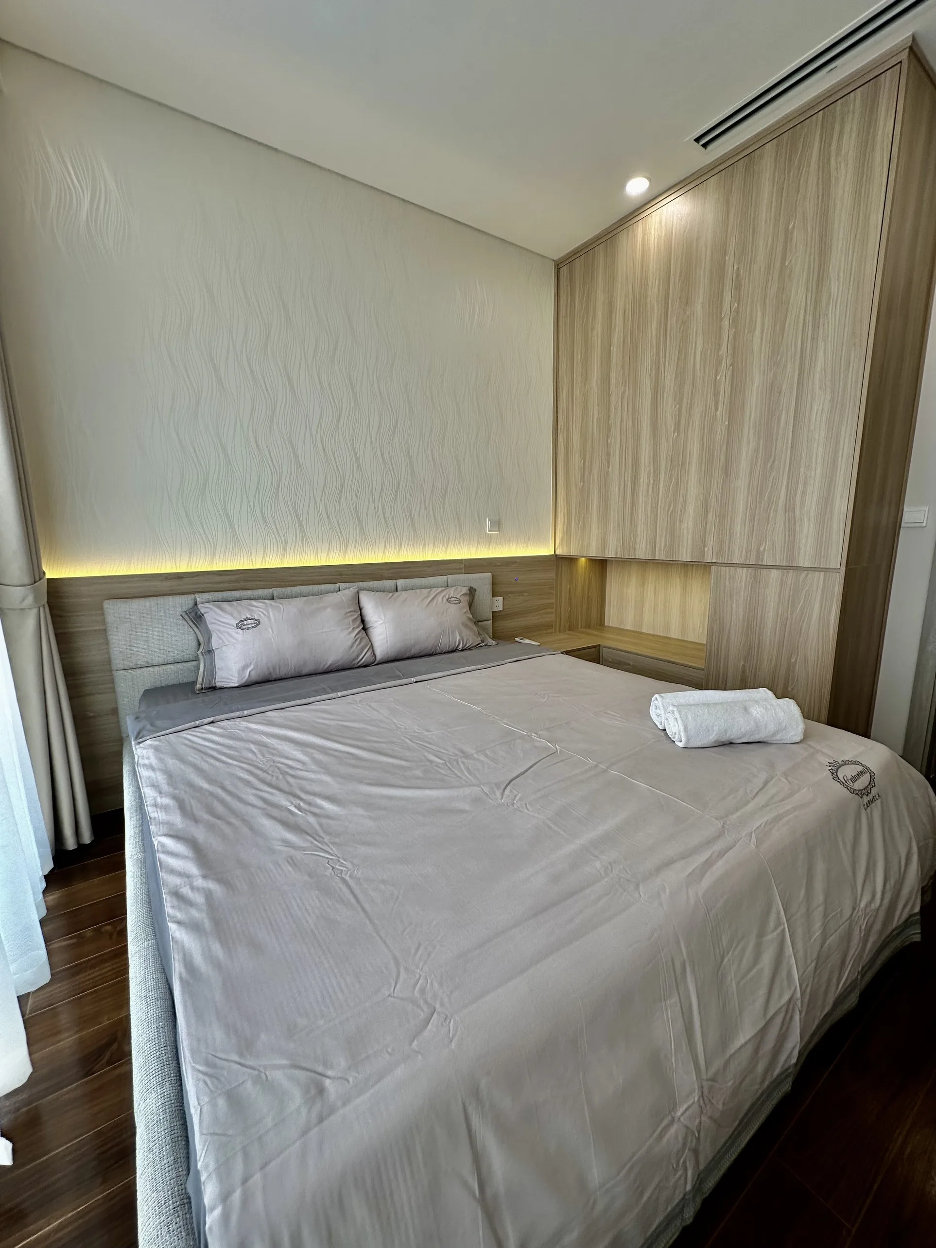 Căn hộ dịch vụ 1PN+ Vinhomes Smart City tòa Masteri 5*