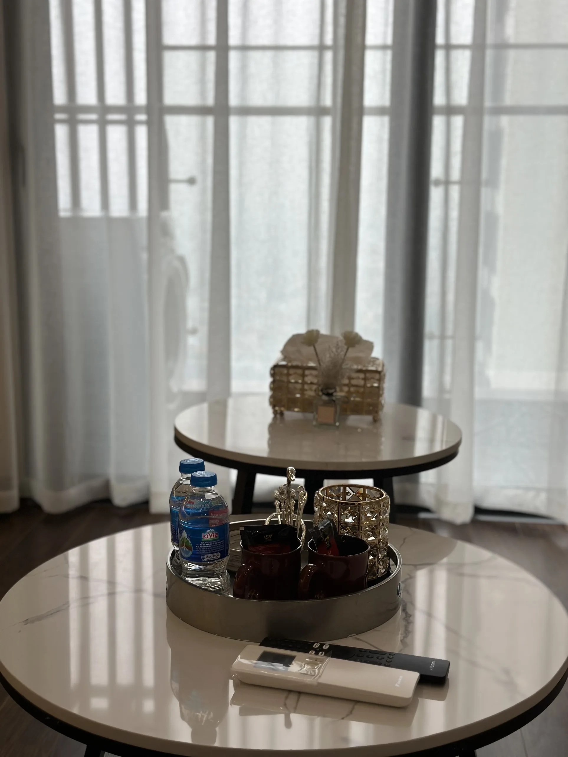 Căn hộ dịch vụ 1PN+ Vinhomes Smart City tòa Masteri 5*
