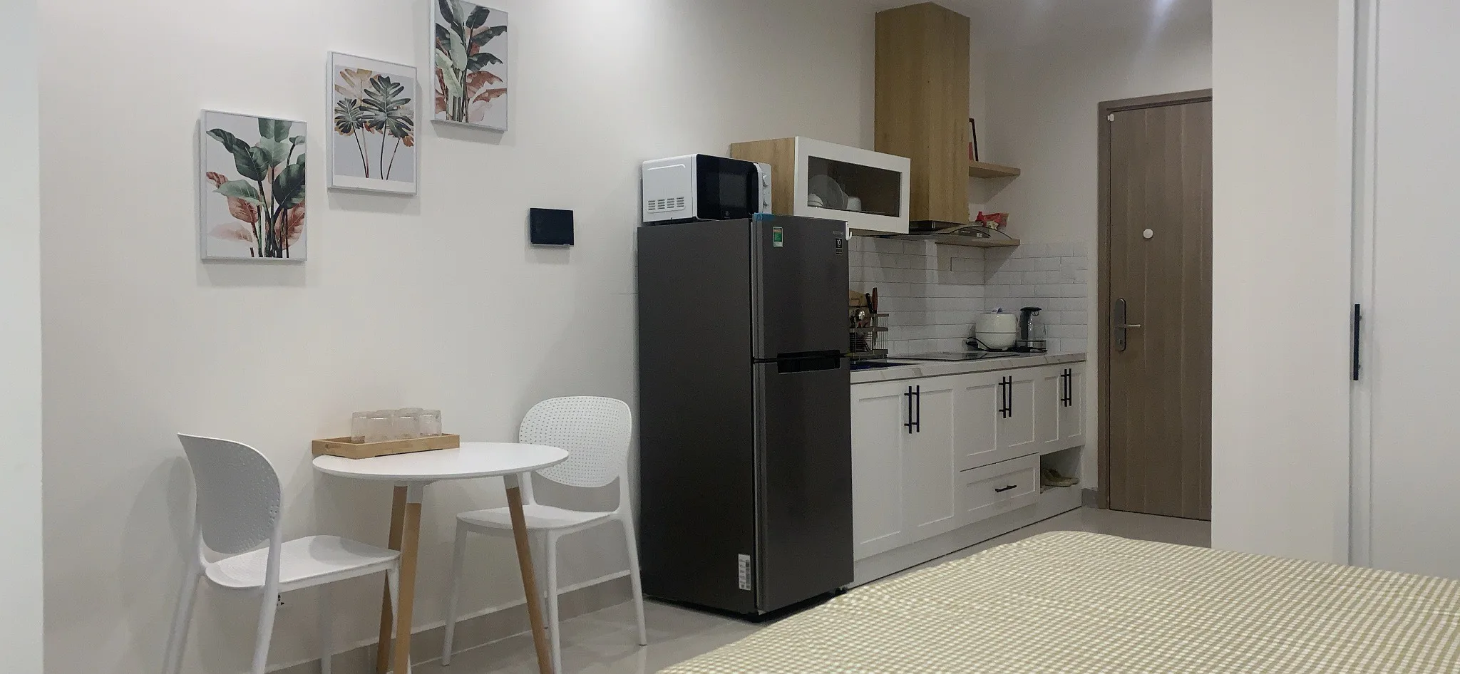 Căn Studio High Way 30m2 toà S1.01 , view đại lộ Thăng Long - Homestay Vinhomes Smart City
