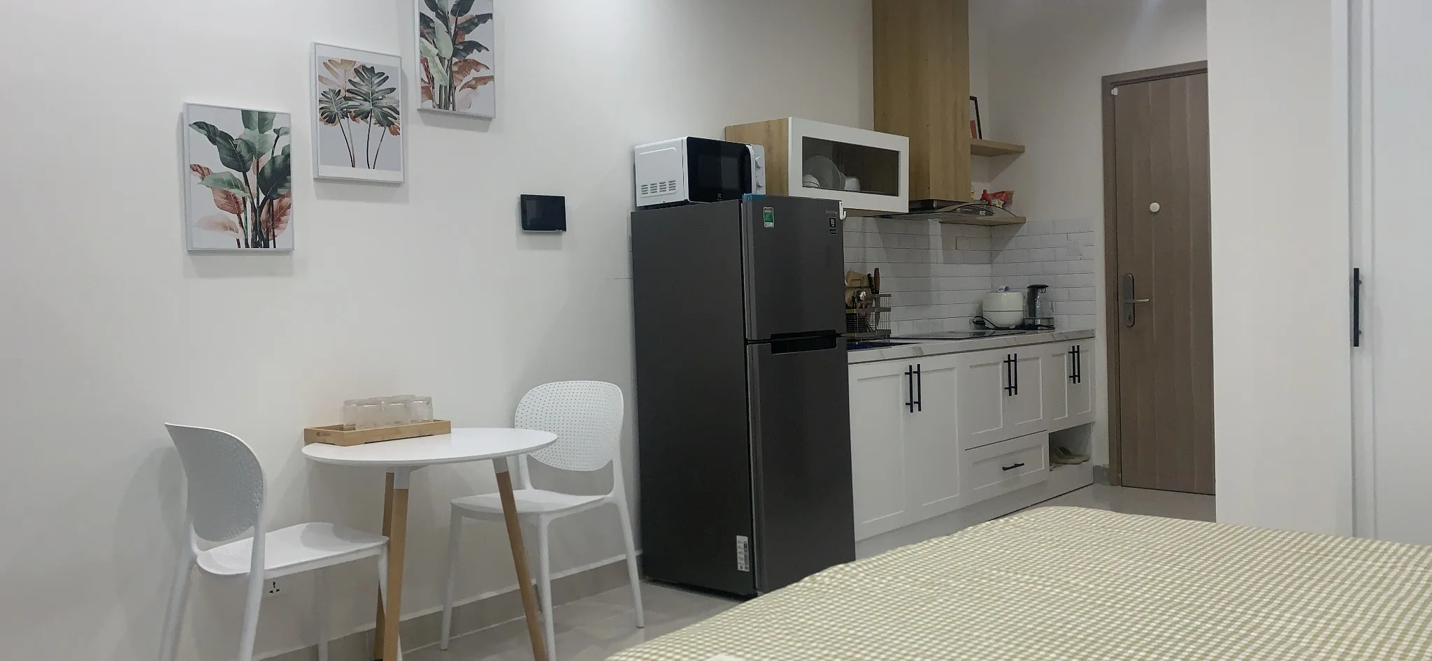 Căn Studio High Way 30m2 toà S1.01 , view đại lộ Thăng Long - Homestay Vinhomes Smart City