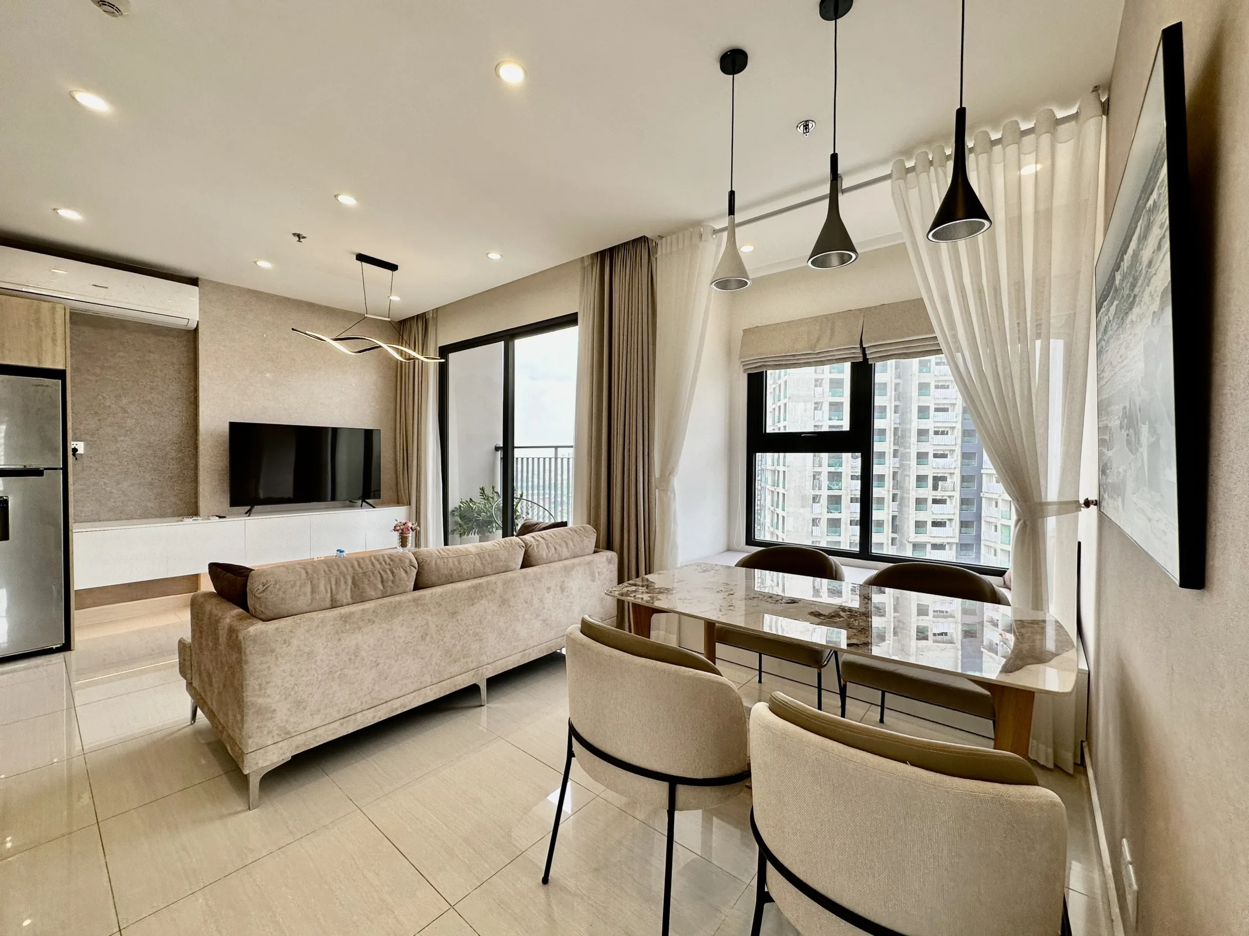 (PARK VIEW) 2N2WC+ phân khu S3 Homestay Vinhomes Smart City