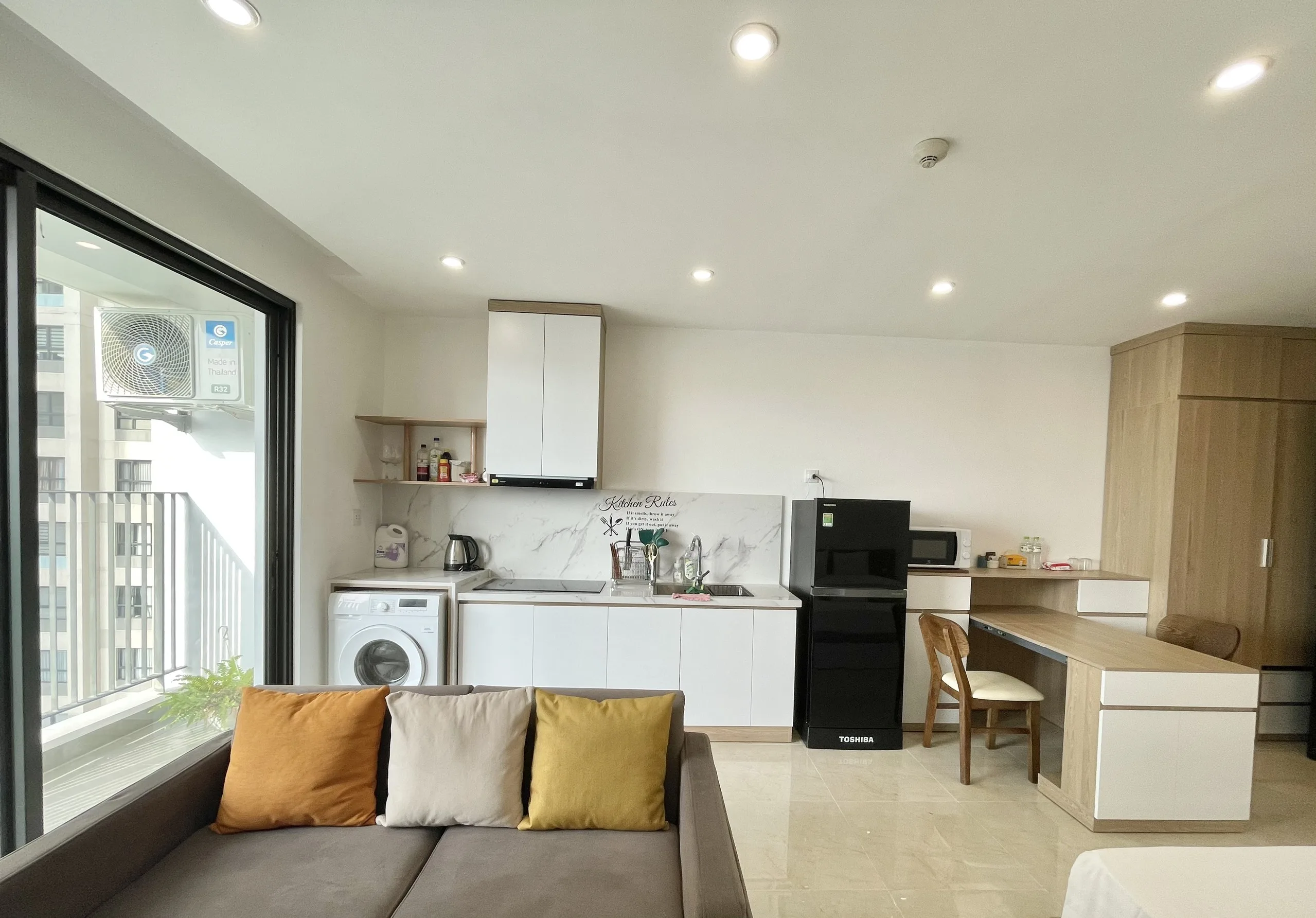 Căn hộ dịch vụ - Studio Dcapital