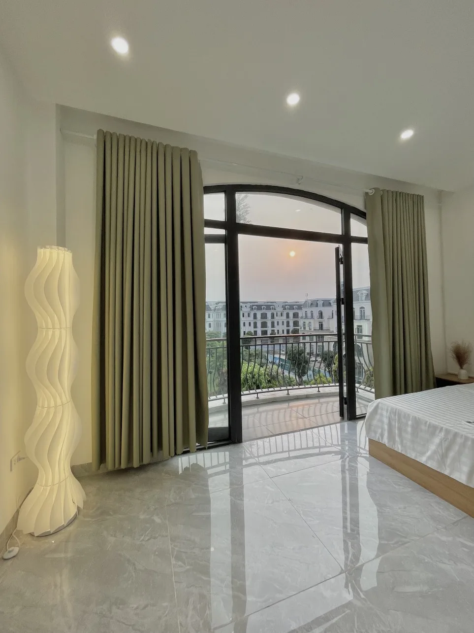 Phòng đơn có máy chiếu homestay ocean park 2,3