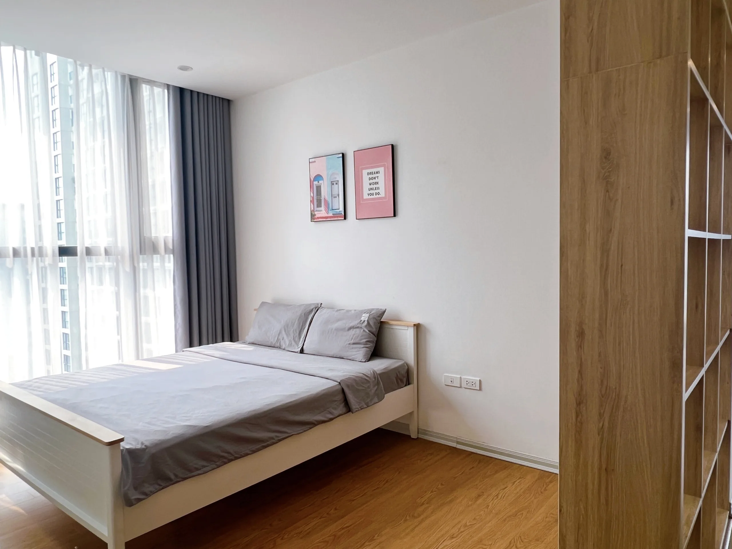 Homestay Vinhomes Sky Lake - Căn hộ 2N View hồ