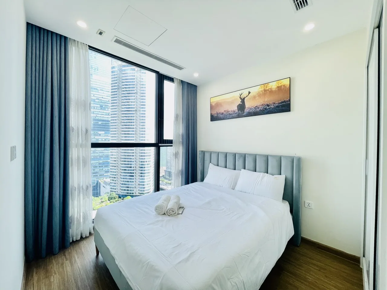 Homestay Vinhomes Sky Lake - 2N View KangNam Luxury