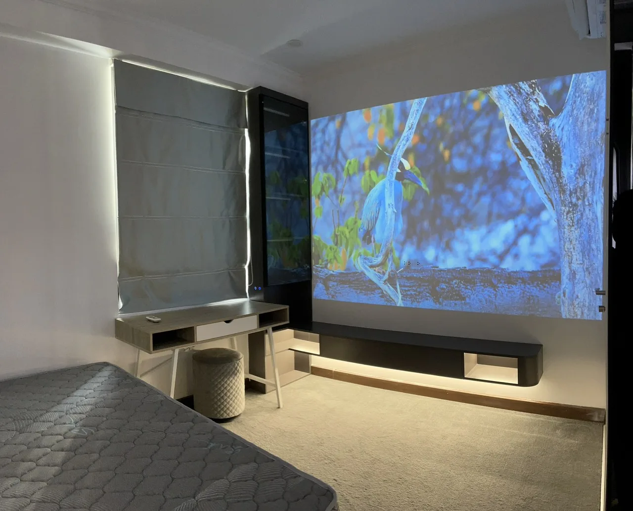 Homestay Dcapital Trần Duy Hưng - Studio Luxury Lake View