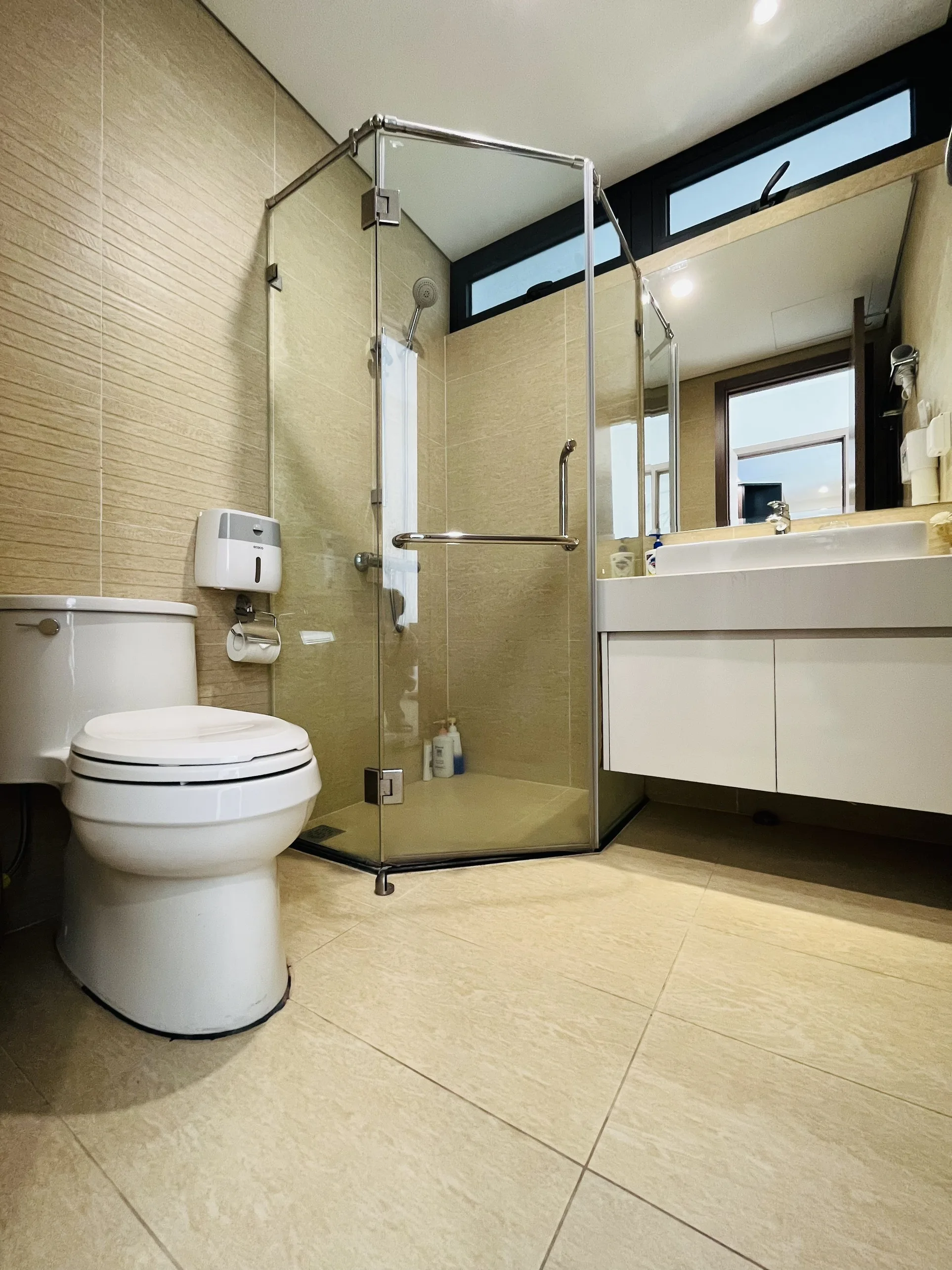 Homestay Vinhomes Sky Lake - Phong cách Vintage 2 Bed room