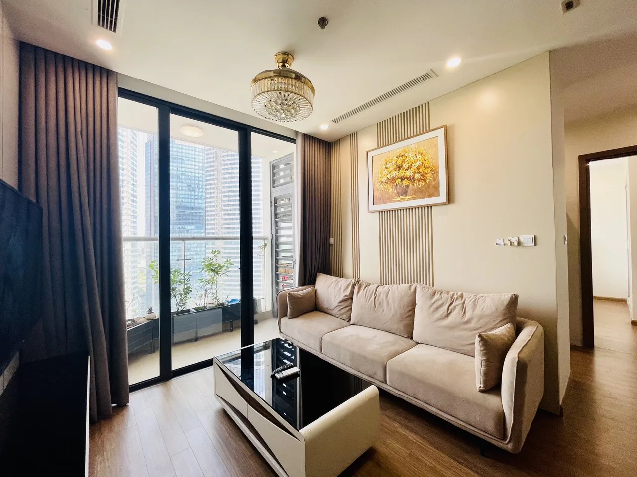 Homestay Vinhomes Sky Lake - 2N View KangNam Luxury