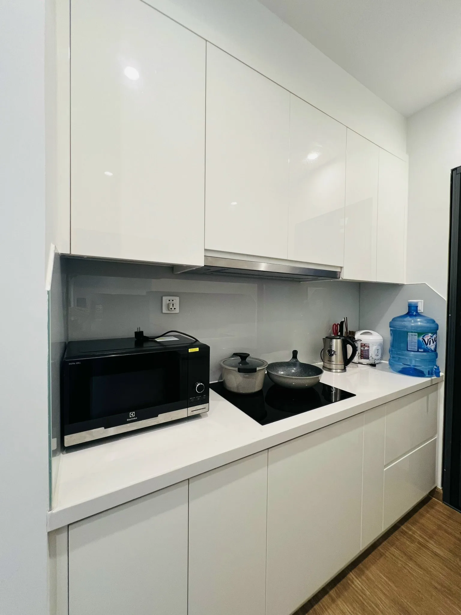 Căn hộ dịch vụ Vinhomes Sky Lake - 2N City View