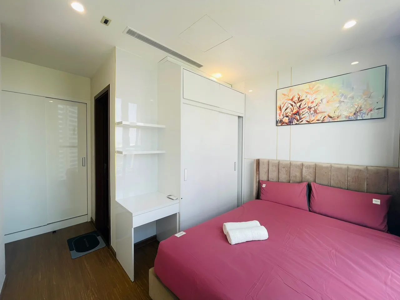 Homestay Vinhomes Sky Lake - 2N View KangNam Luxury