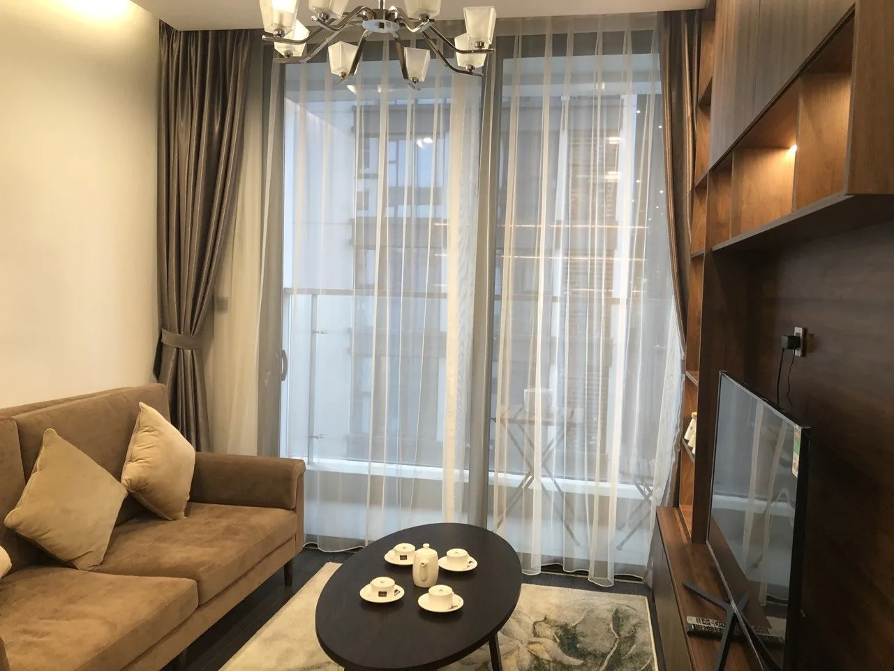 Căn hộ dịch vụ Vinhomes Metropolis Liễu Giai