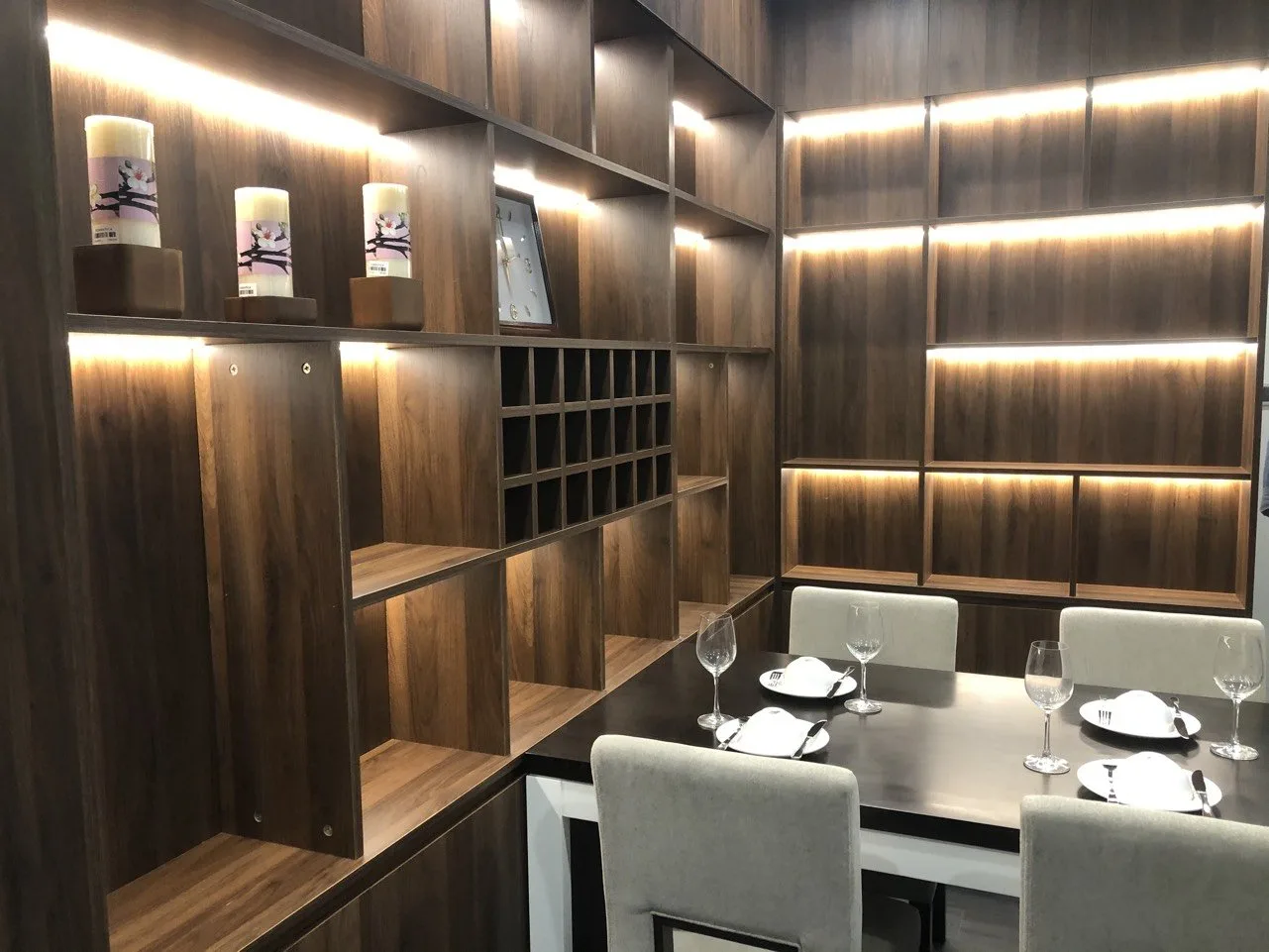 Căn hộ dịch vụ Vinhomes Metropolis Liễu Giai