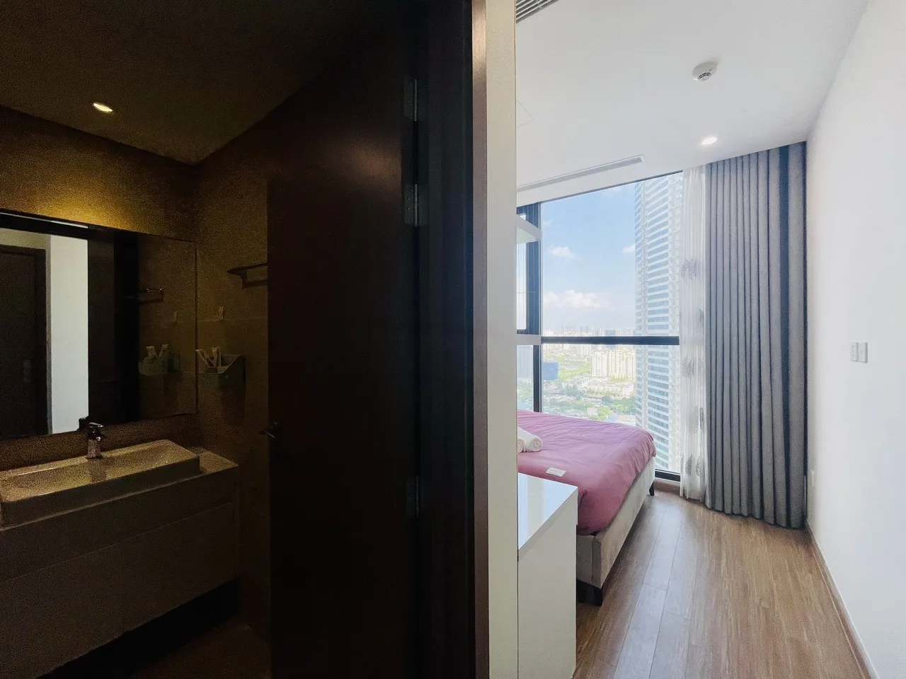 Homestay Vinhomes Sky Lake - 2N View KangNam Luxury