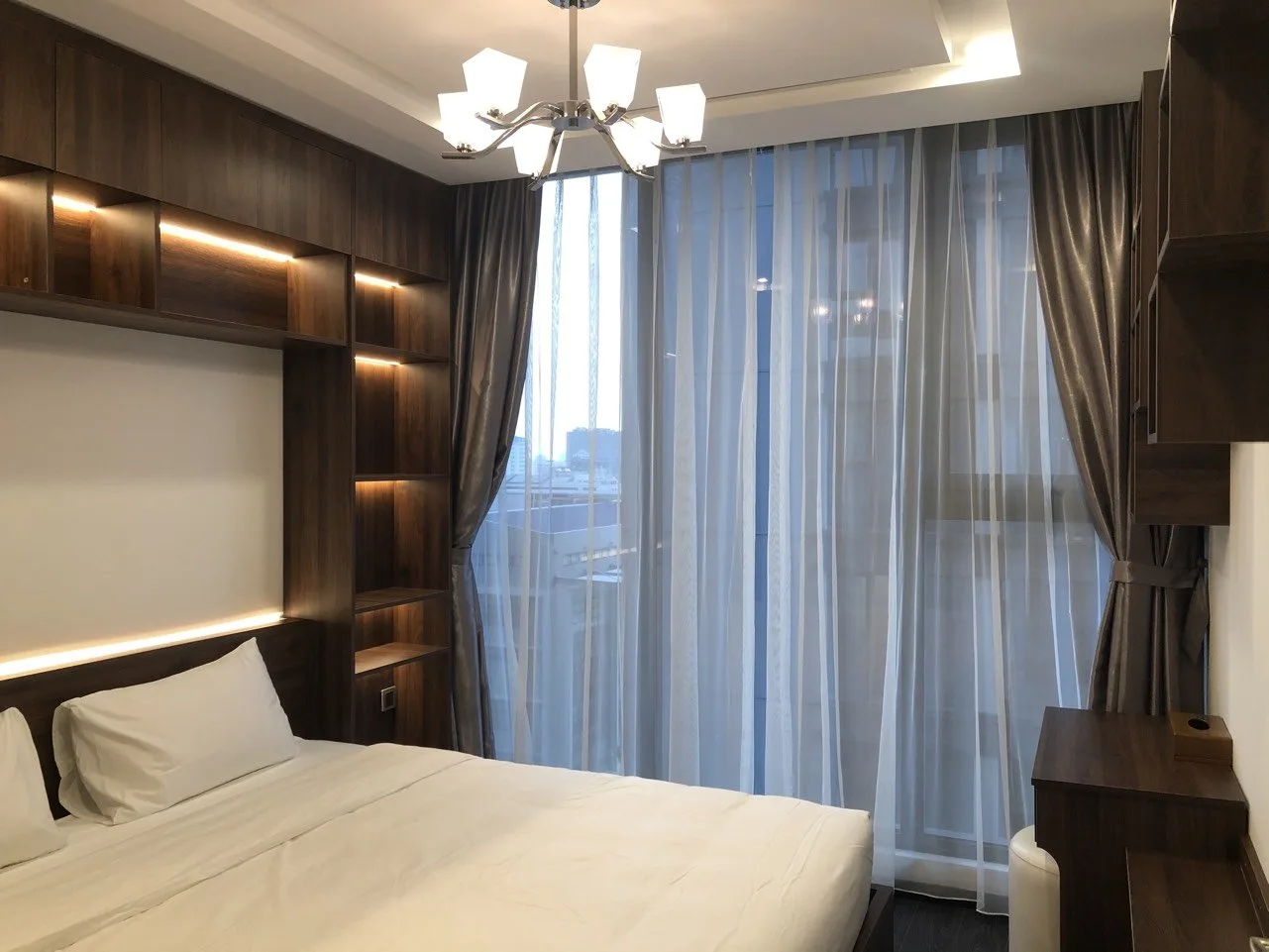 Căn hộ dịch vụ Vinhomes Metropolis Liễu Giai
