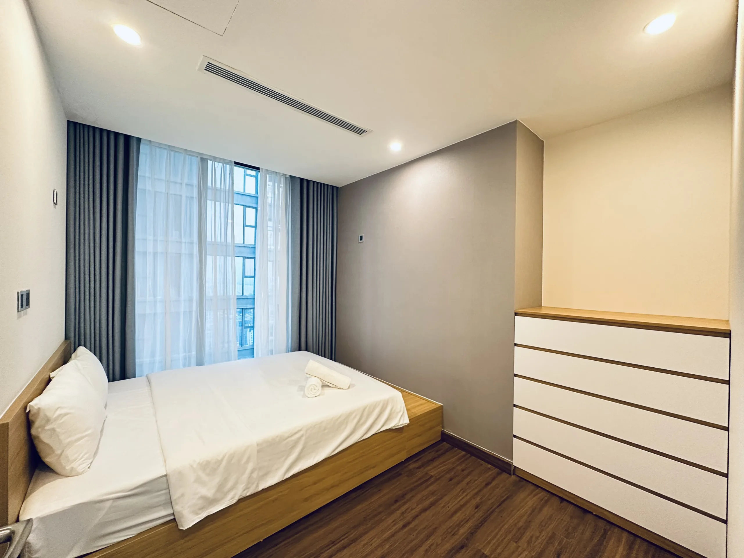 Căn hộ dịch vụ Vinhomes Metropolis - Homestay