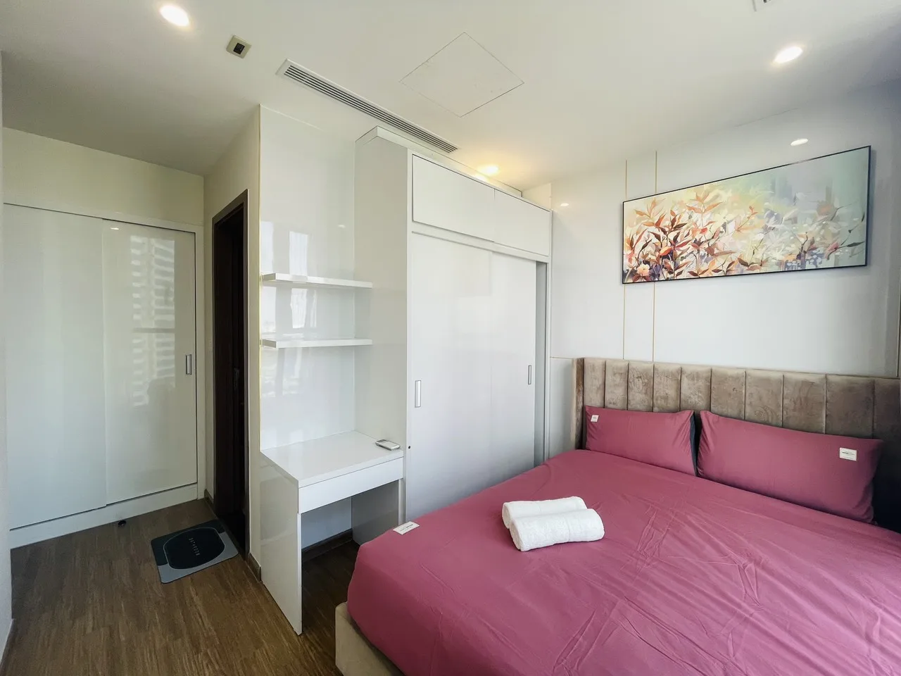 Homestay Vinhomes Sky Lake - 2N View KangNam Luxury