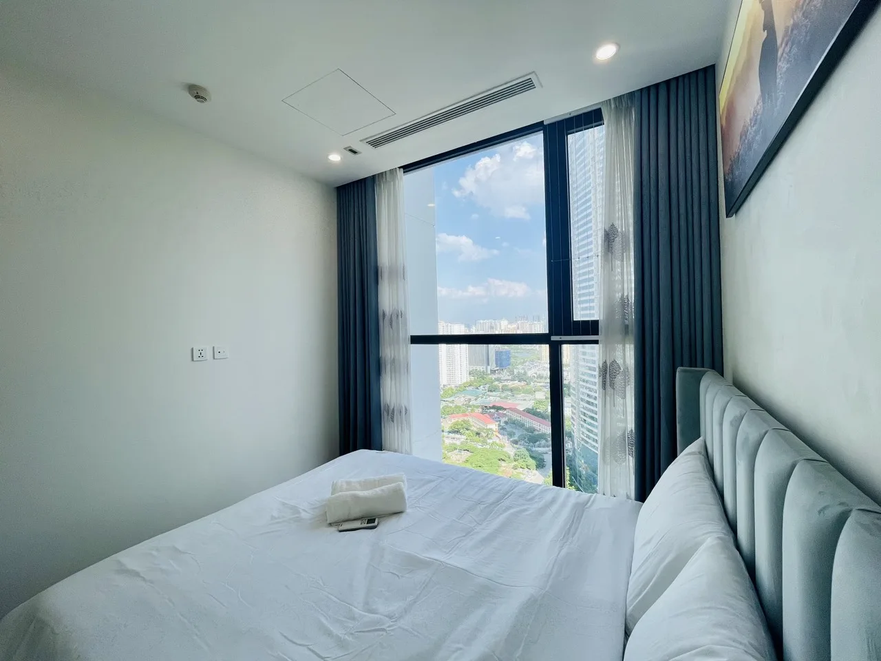 Homestay Vinhomes Sky Lake - 2N View KangNam Luxury