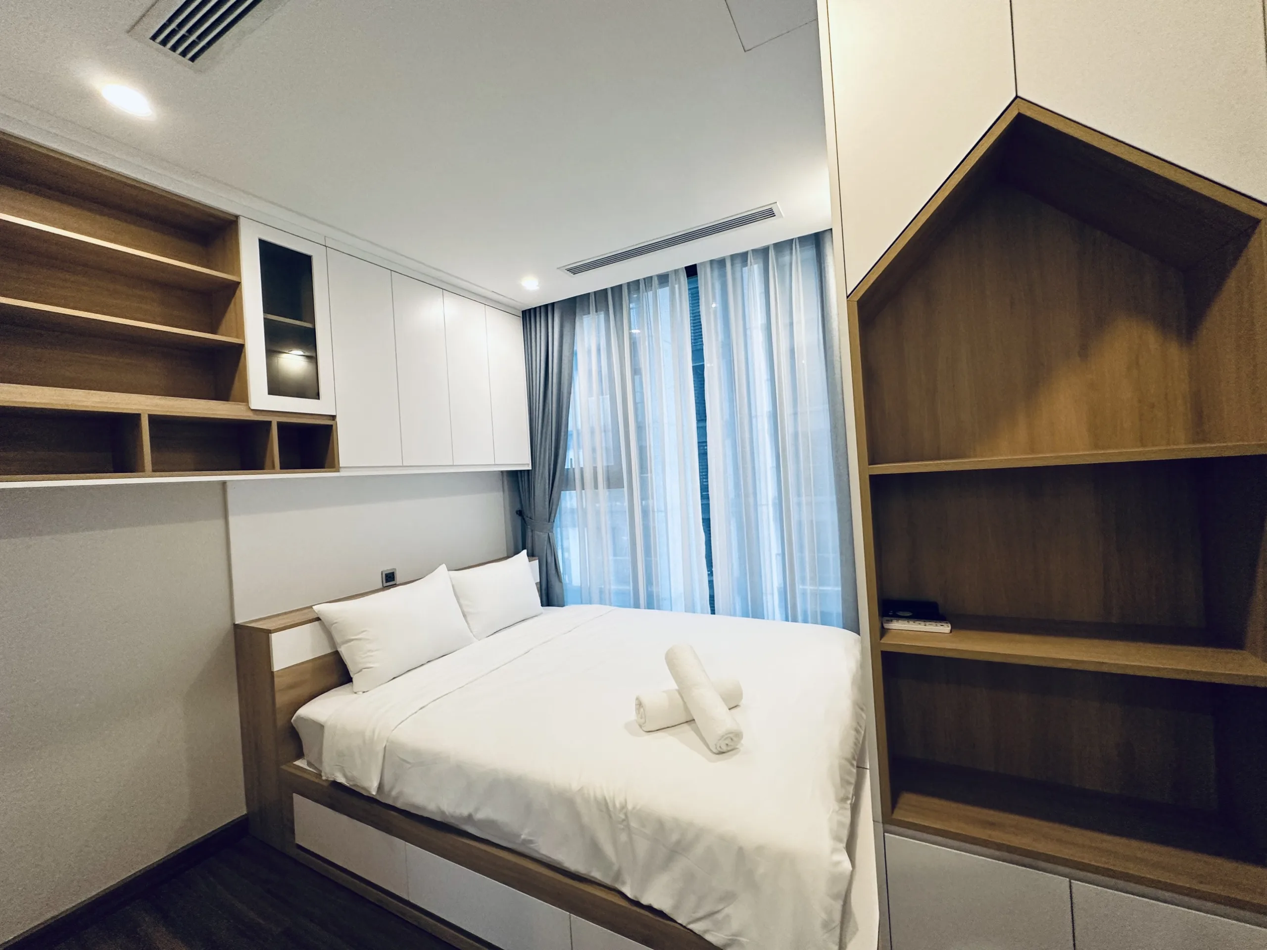 Căn hộ dịch vụ Vinhomes Metropolis - Homestay