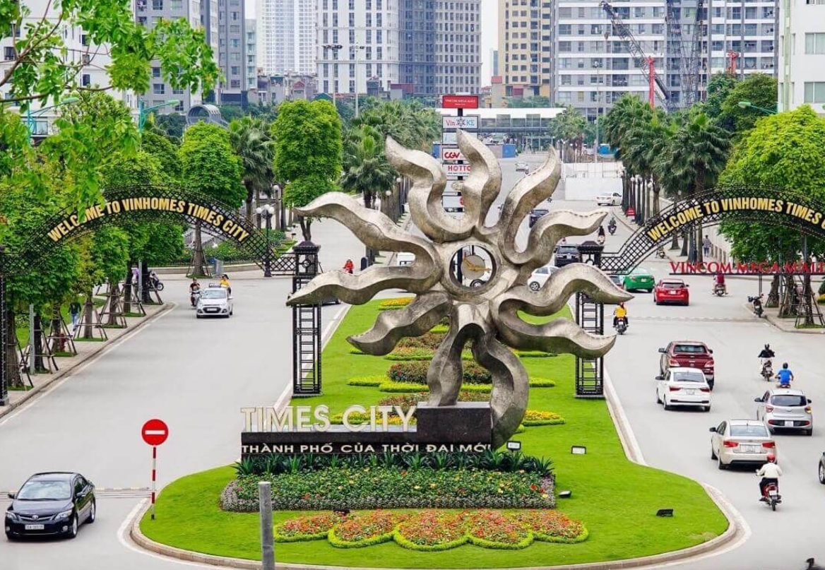 Review toàn cảnh ngoại khu căn hộ Homestay Times City Hà Nội