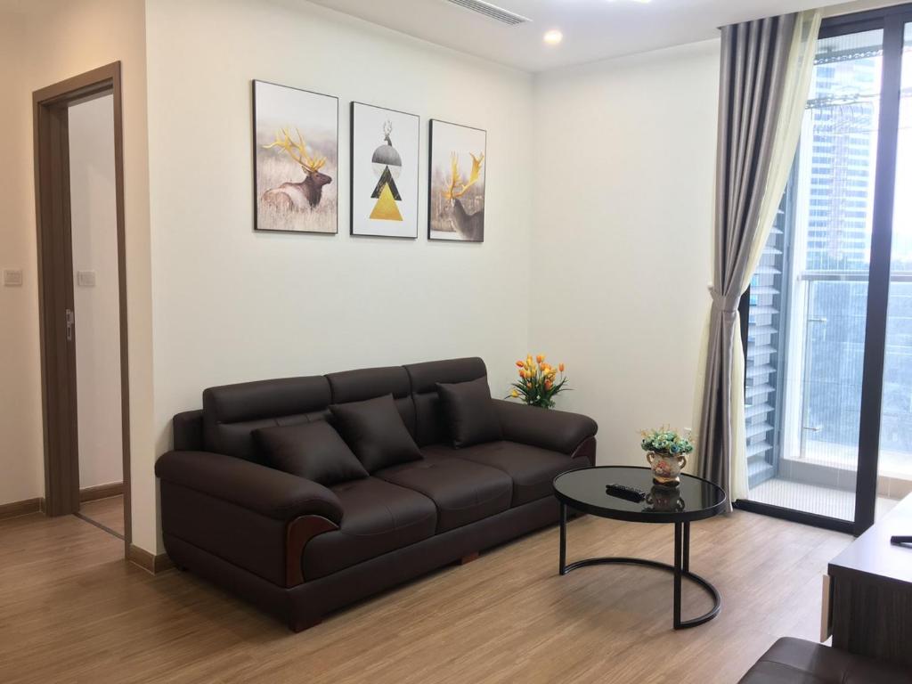 Review "cận cảnh" căn hộ Homestay Vinhomes Sky Lake