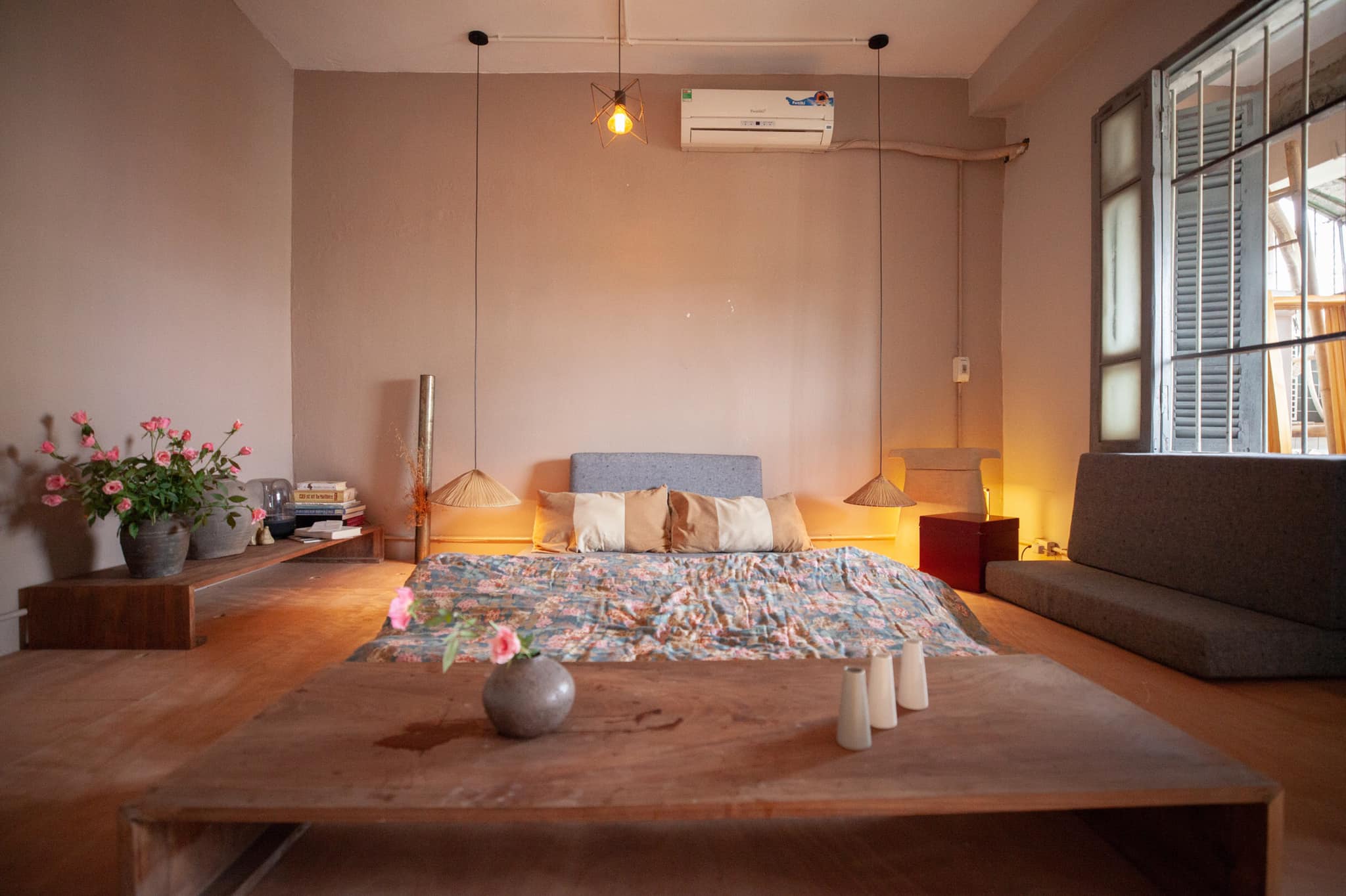 Le Bleu Indie Apartment