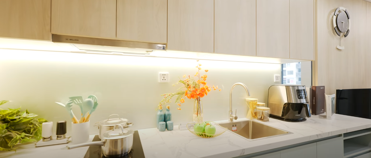 Căn hộ dịch vụ Vinhomes Ocean Part trang bị đầy đủ nội thất nhà bếp