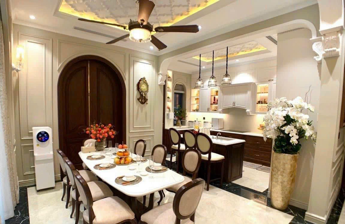 Phòng bếp đầy đủ tiện nghi