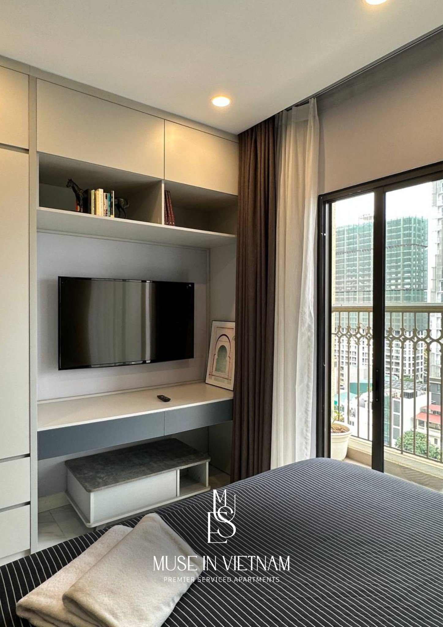 Homestay D'ElDorado Tây Hồ | Căn hộ Sandy Studio View Hồ Tây Full Nội Thất