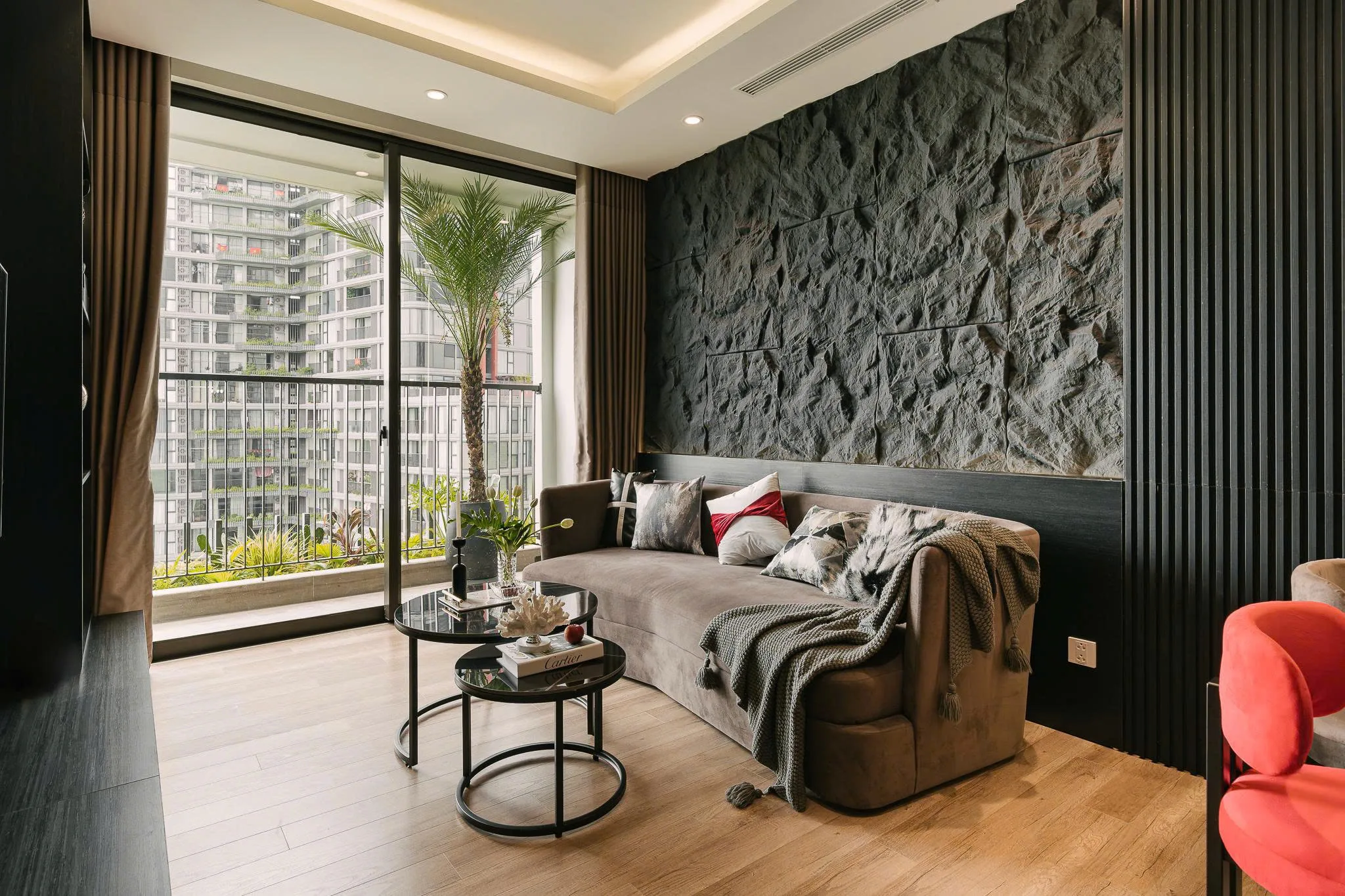 Căn hộ 2PN Luxury - Homestay ECO PARK tòa Lanmark