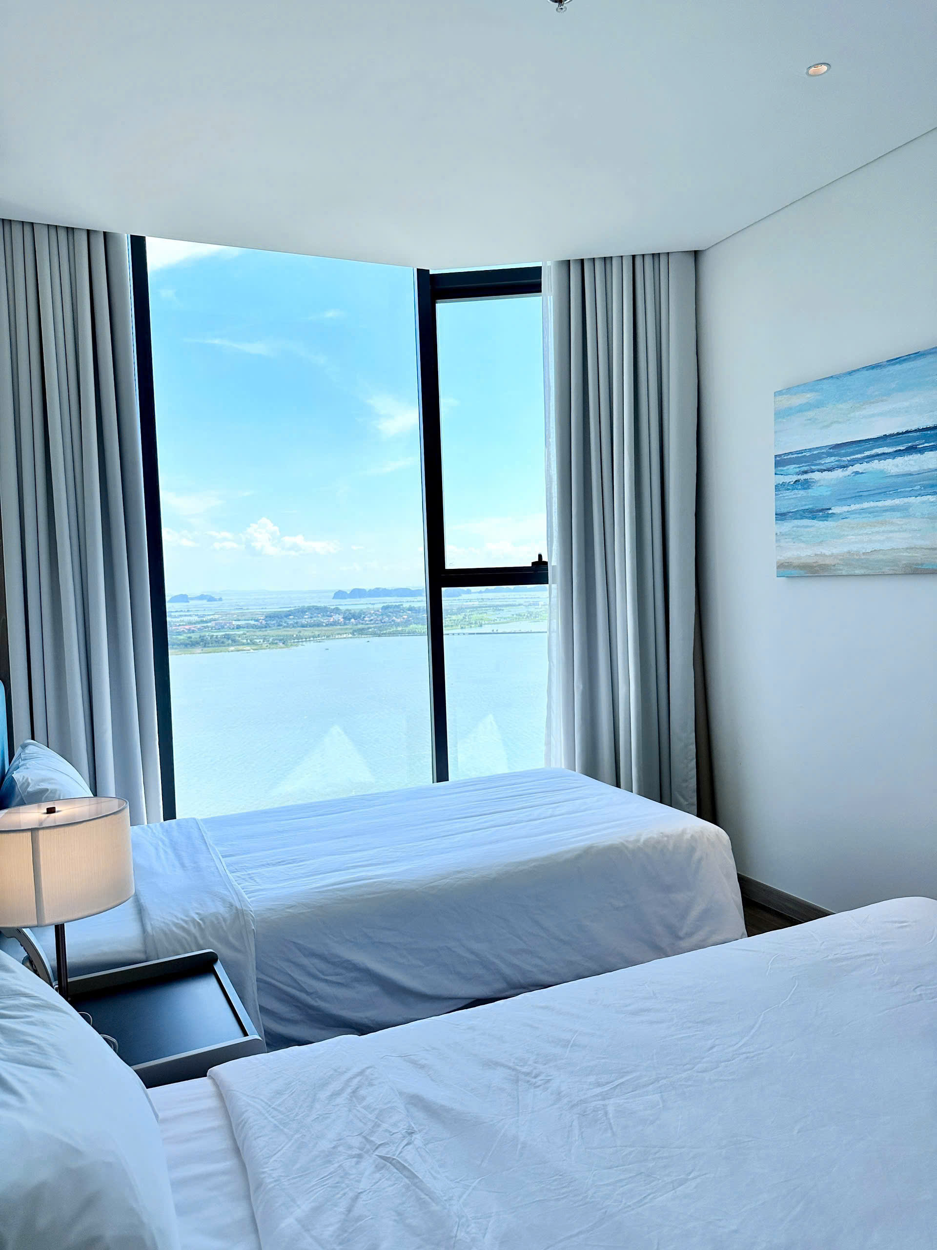 Homestay Hạ Long View Biển Giá Tốt Cho 2 Người – Không Gian Lãng Mạn Giữa Vịnh Di Sản