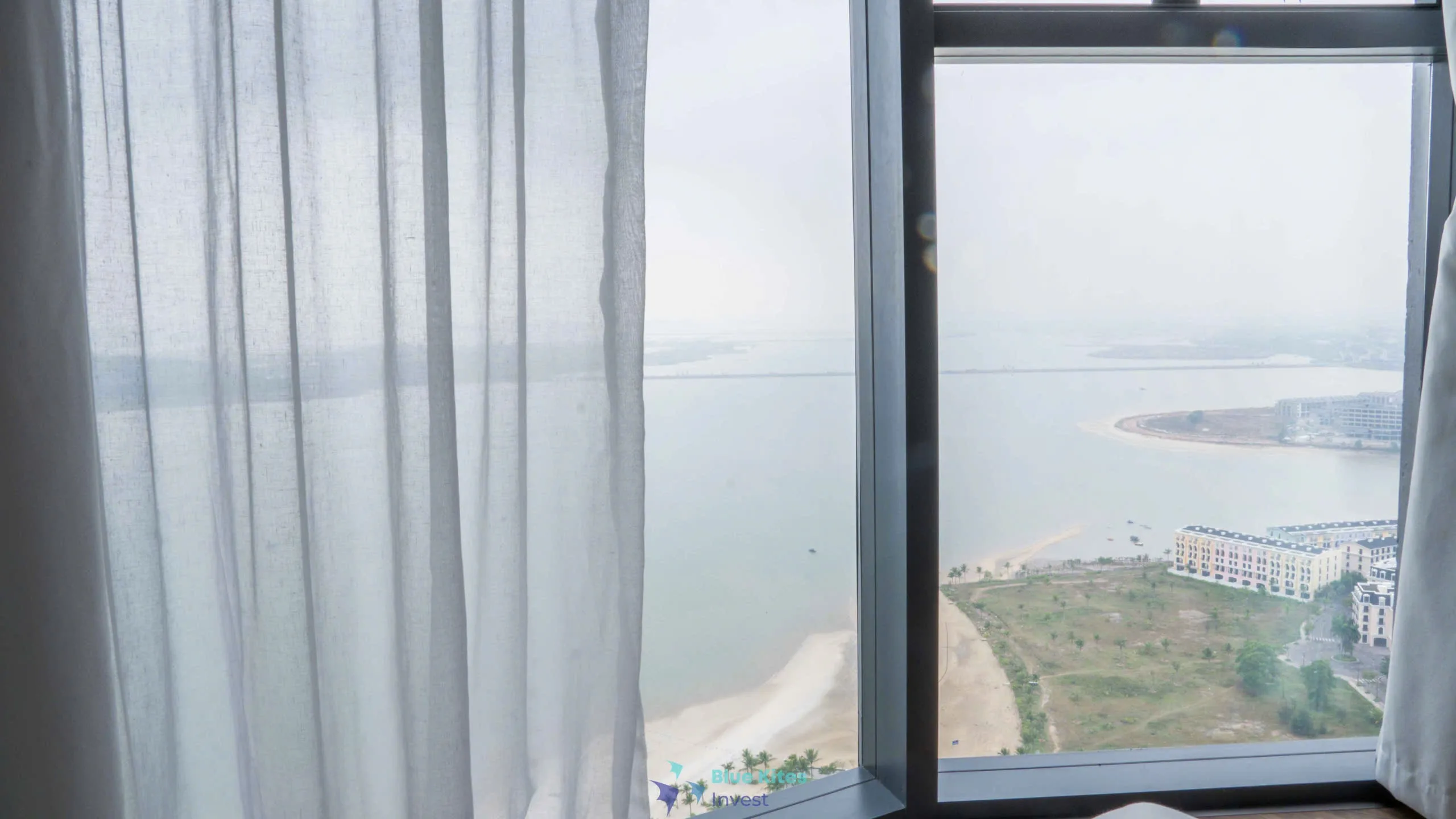 À La Carte Hạ Long Residence Homestay