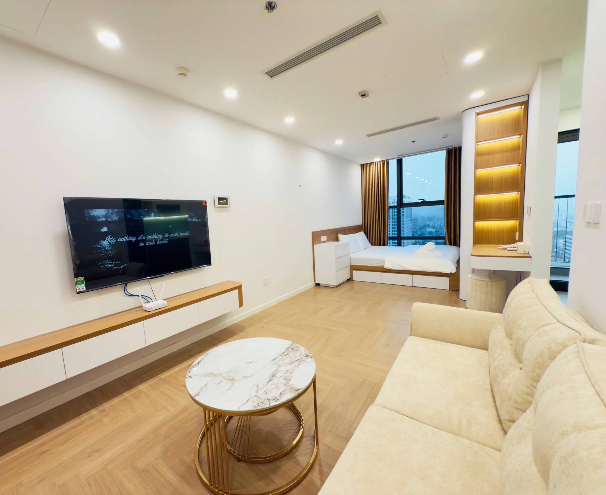 Homestay Đường Láng View Đẹp The Ninety