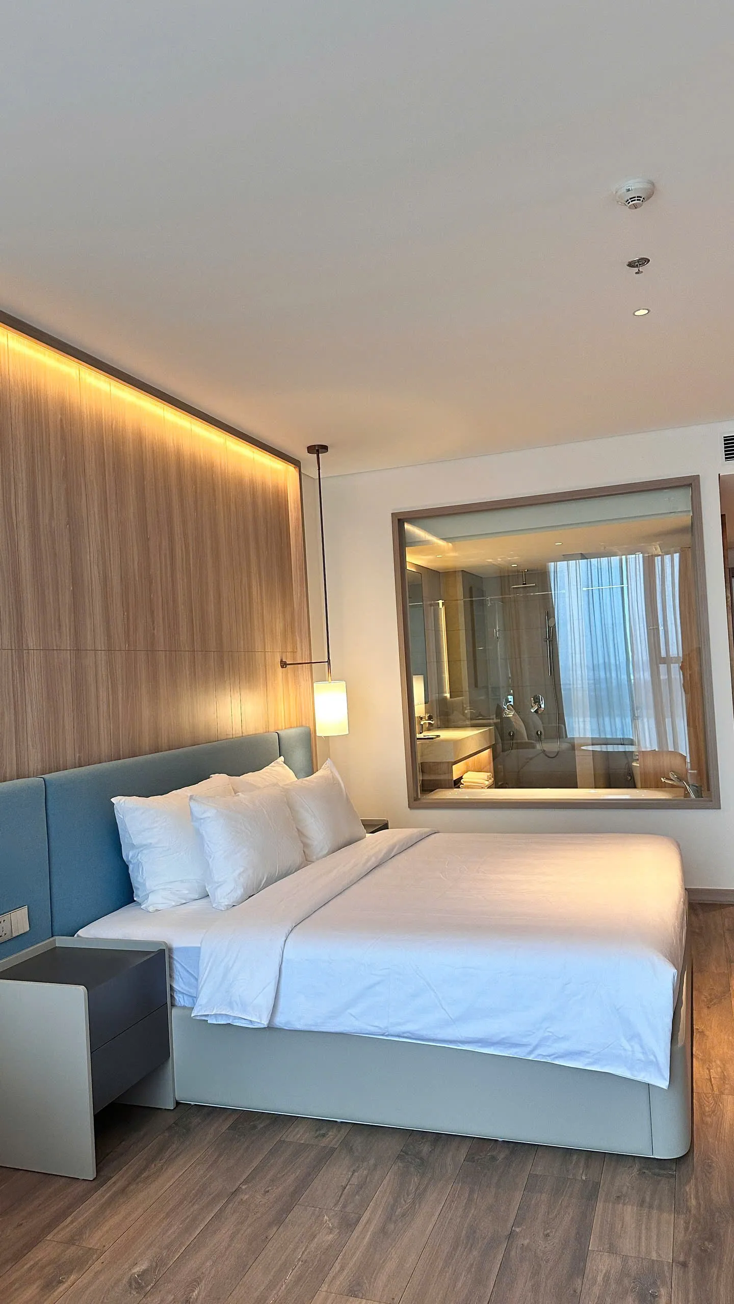 Homestay View Biển Alacarte Hạ Long