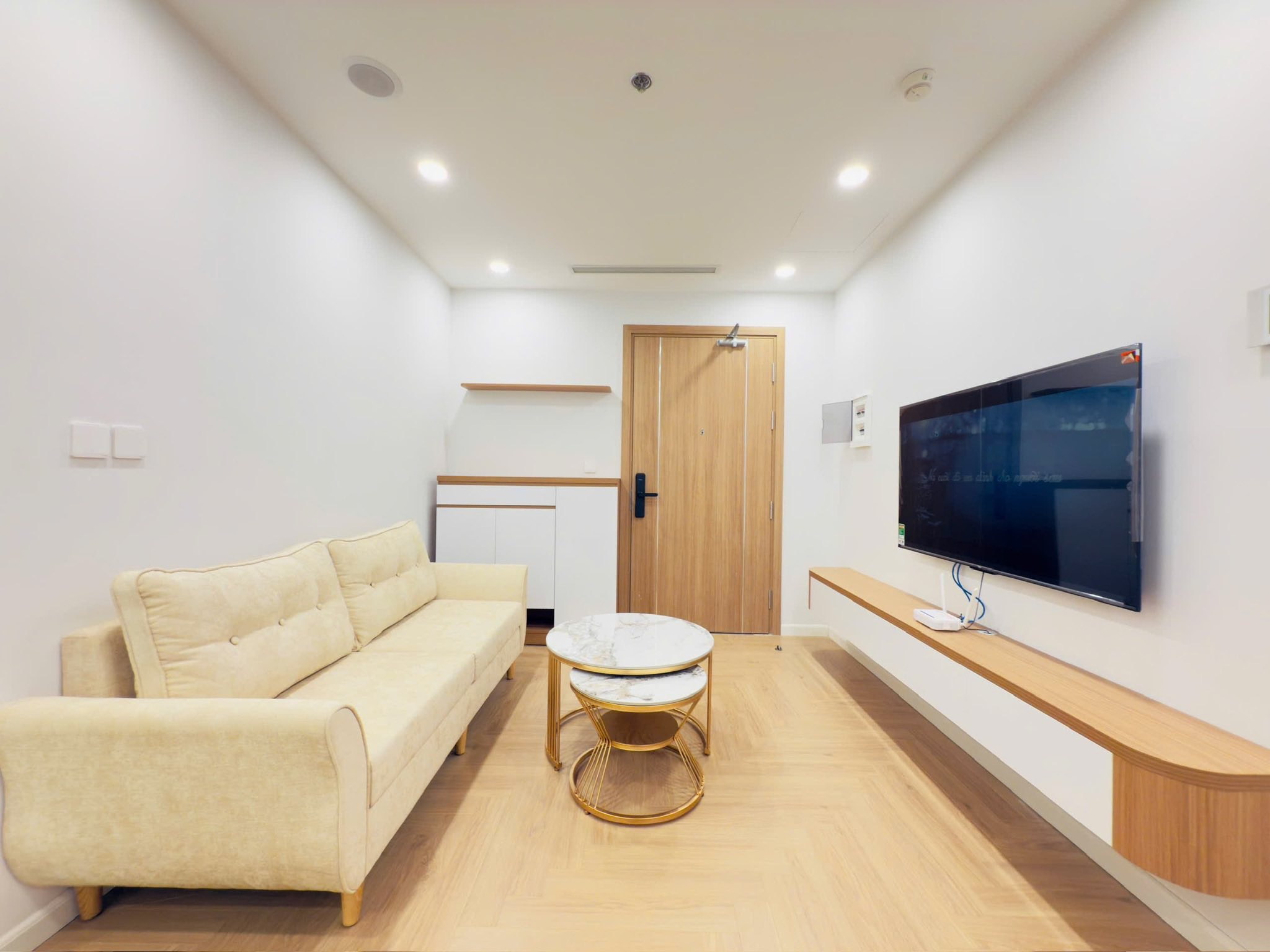 Homestay Đường Láng View Đẹp The Ninety
