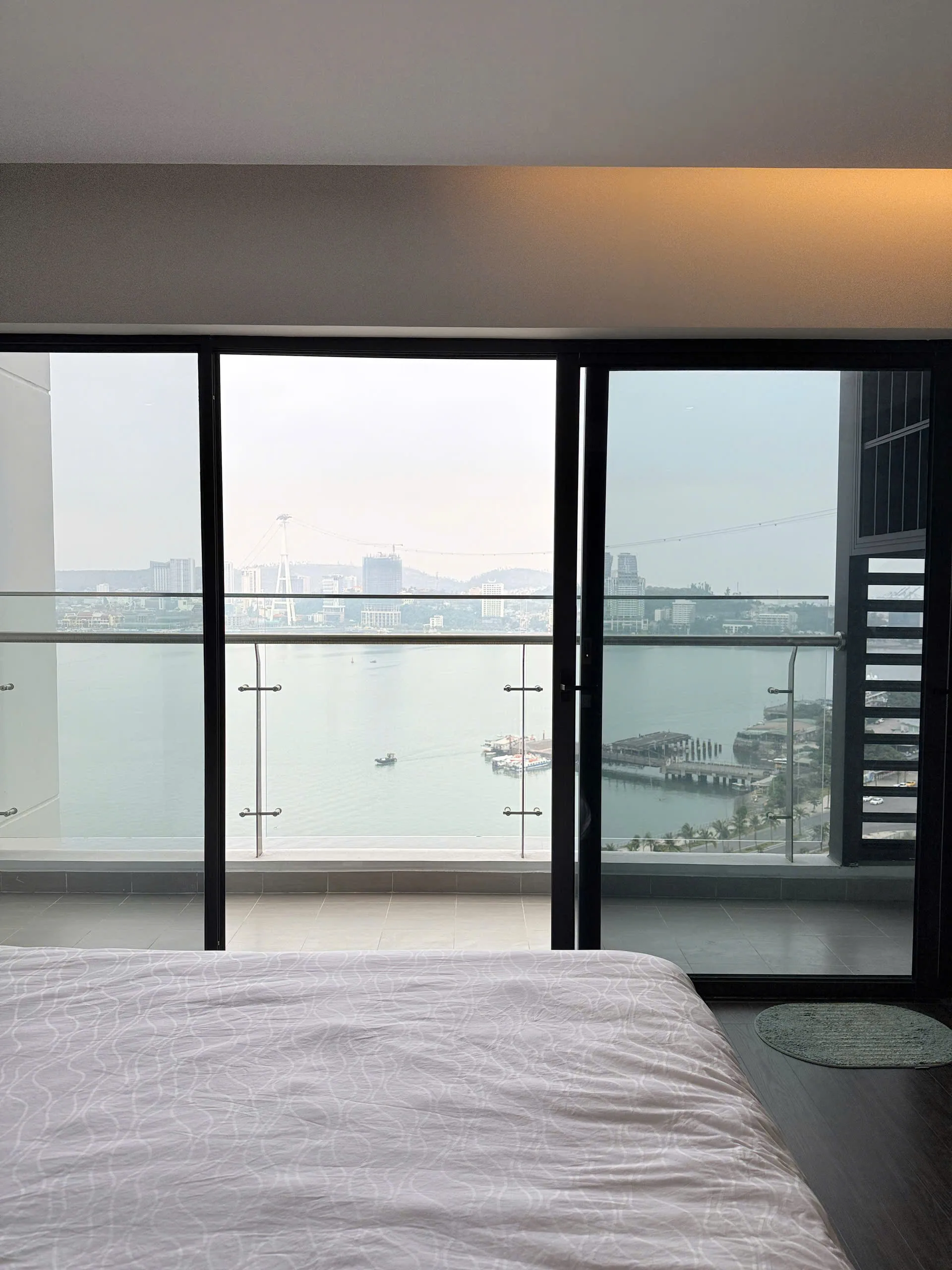 Sun Homestay The Sapphire Hạ Long View Biển