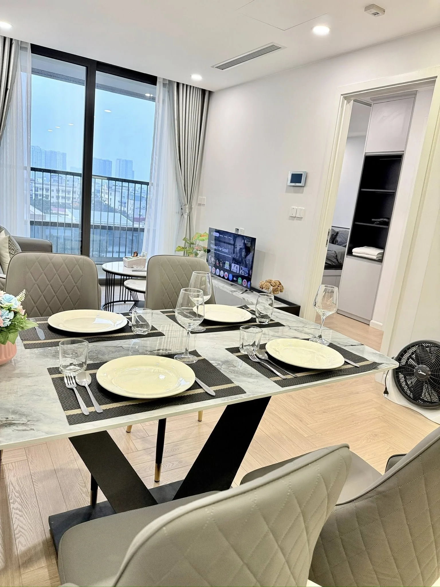 2BR Luxury Apartment + 2WC City View | Homestay The Ninety Complex