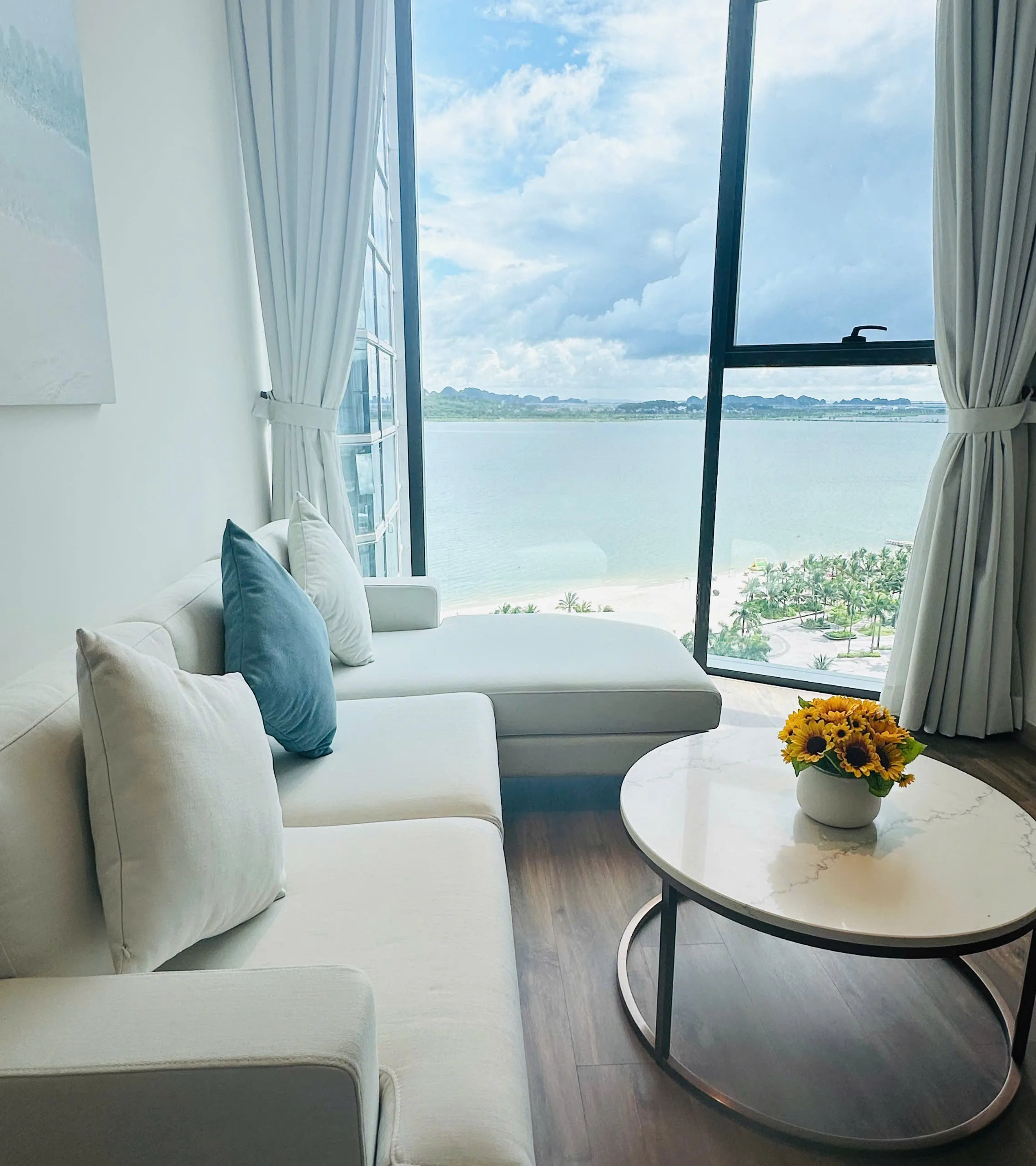 Homestay View Biển B1202 Alacarte Hạ Long