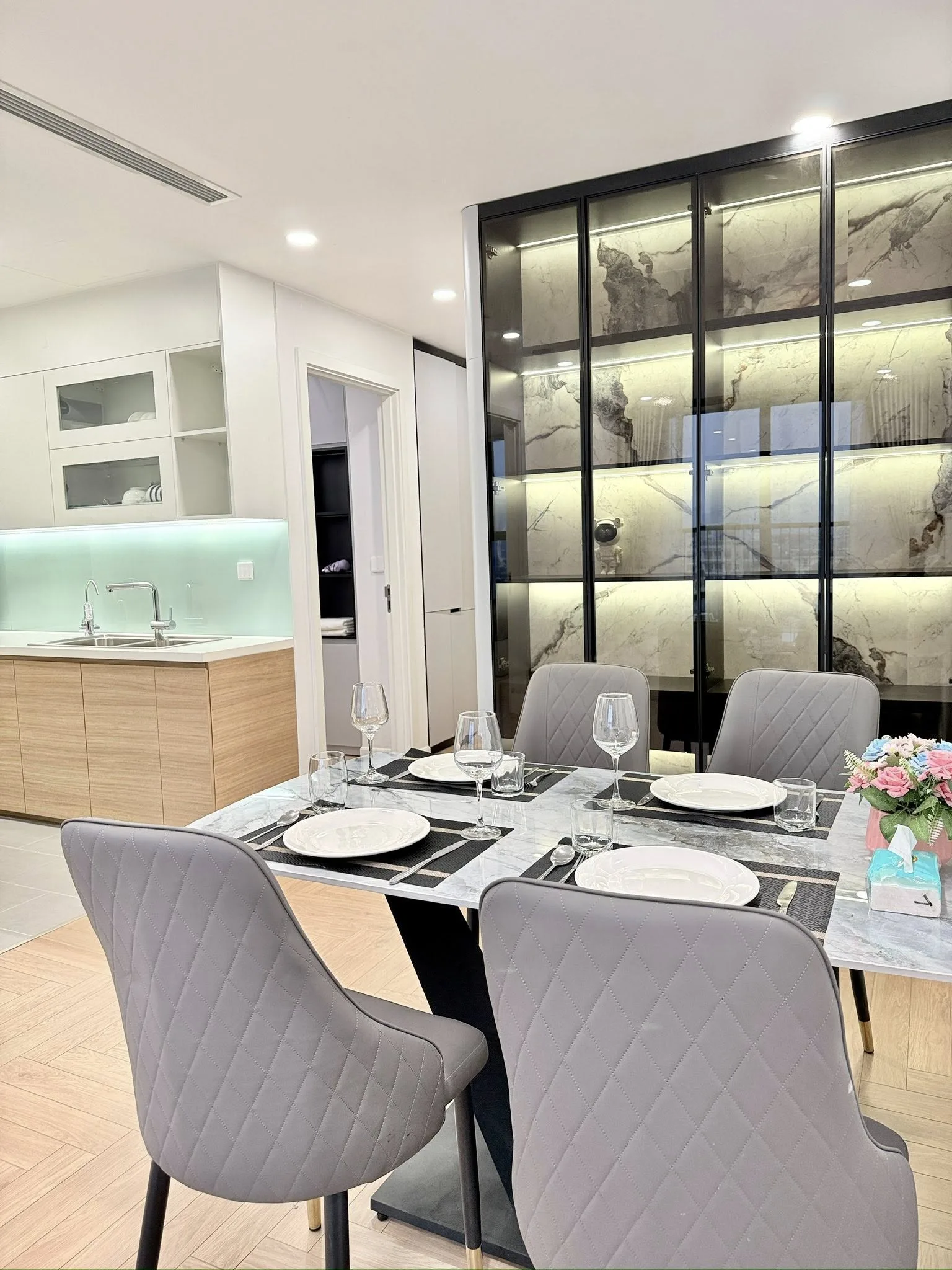 2BR Luxury Apartment + 2WC City View | Homestay The Ninety Complex